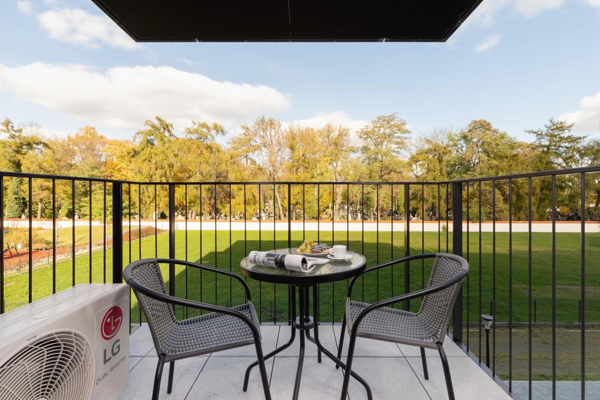 Luxurious Rakowicka By Renters Prestige