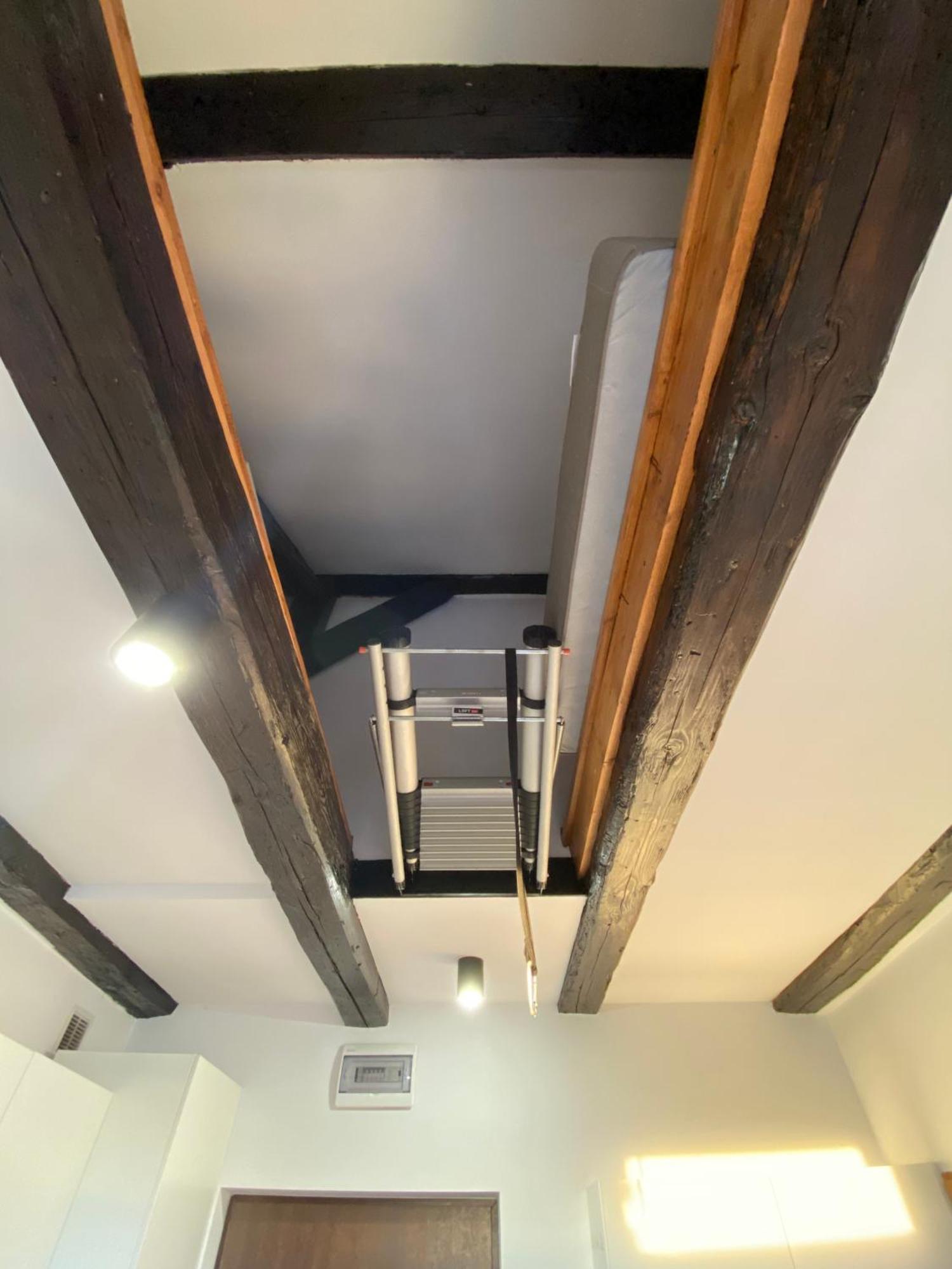 Apartment High Five