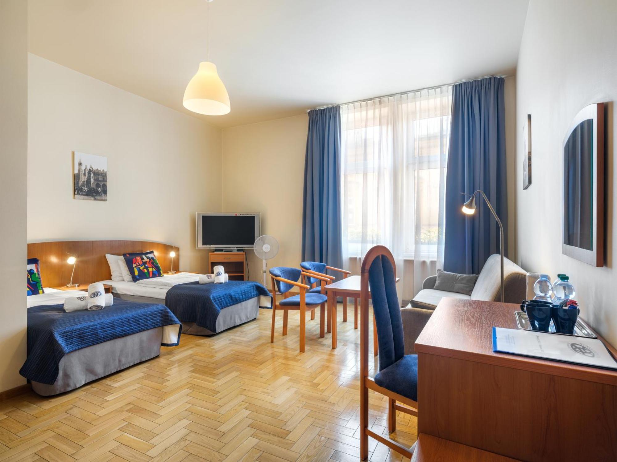 Aparthotel Kosmopolita 3*