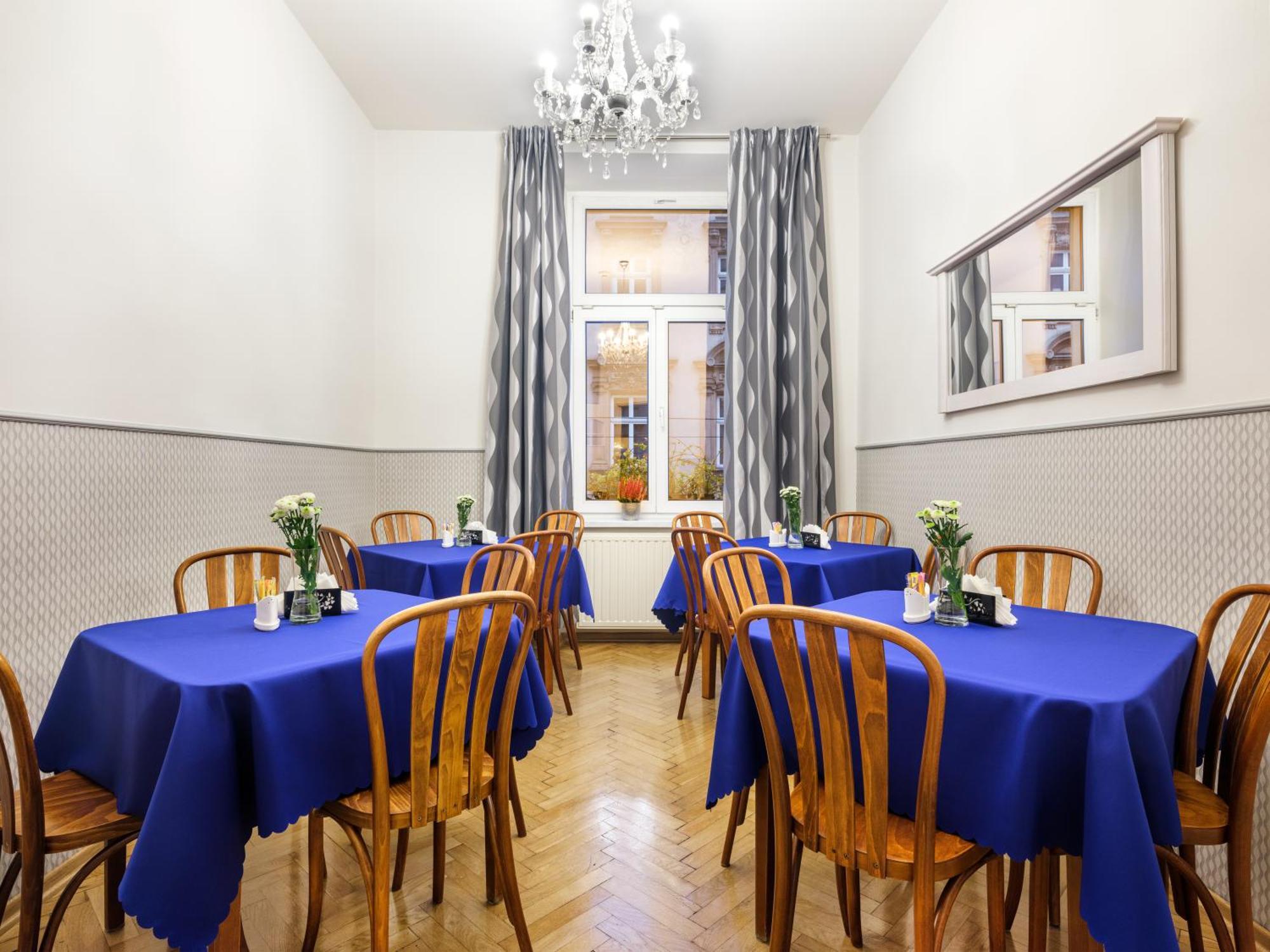 Aparthotel Kosmopolita 3*