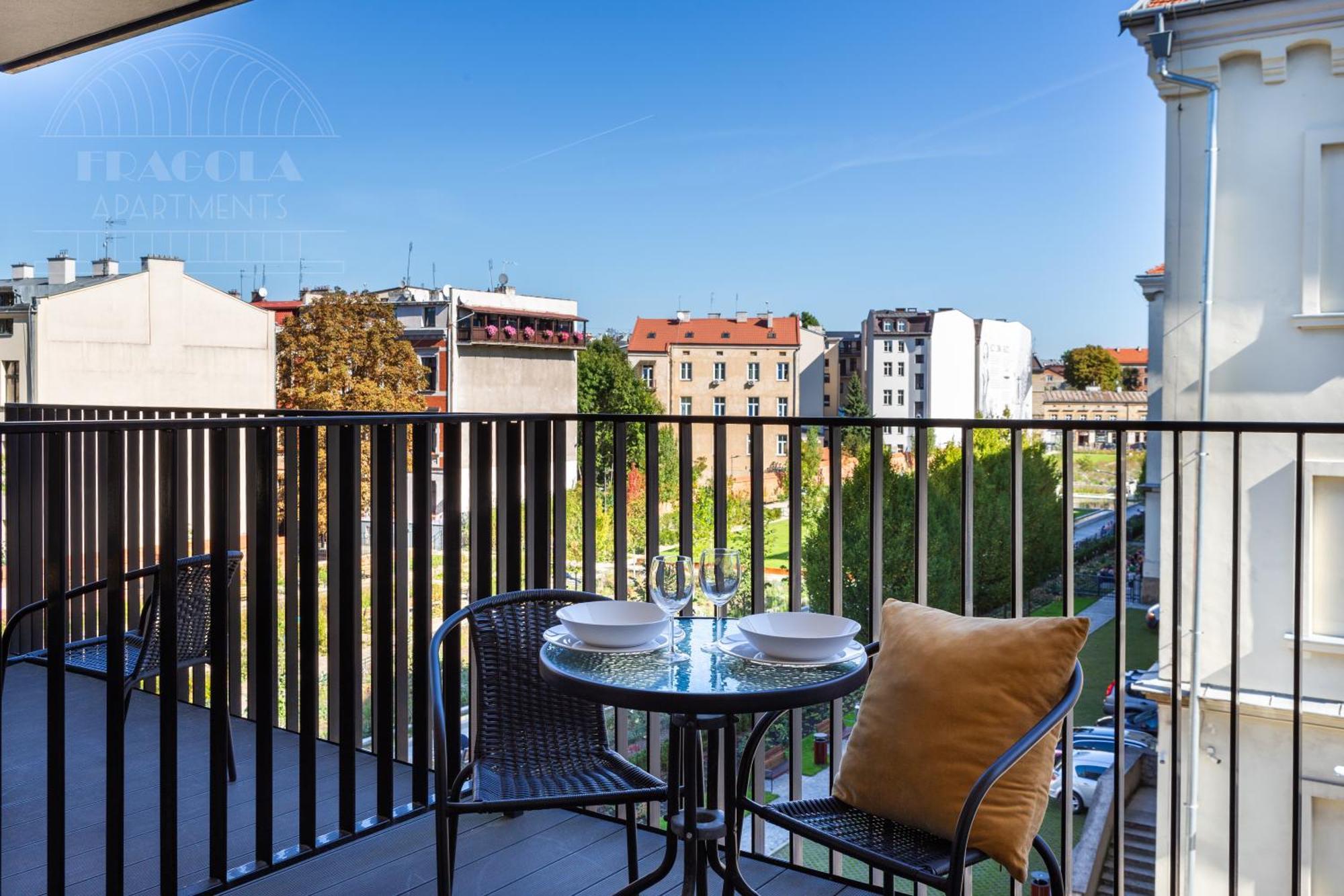 Fragola Rajska 3 - Modern Studios, Park Krakau