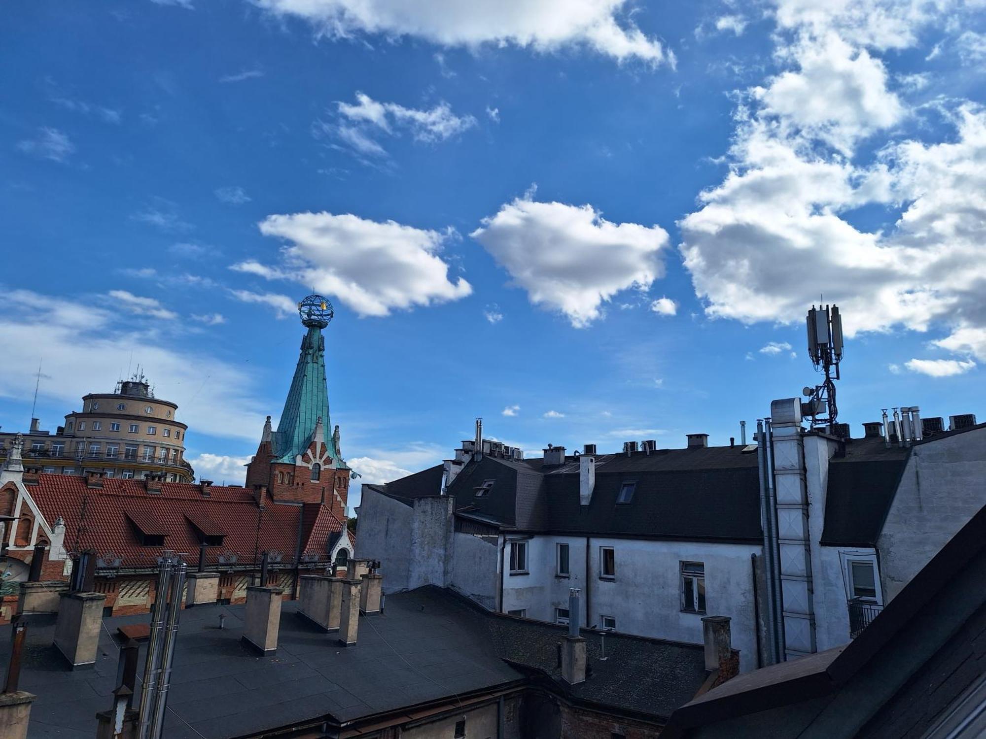Apartment With Entresol Old Town