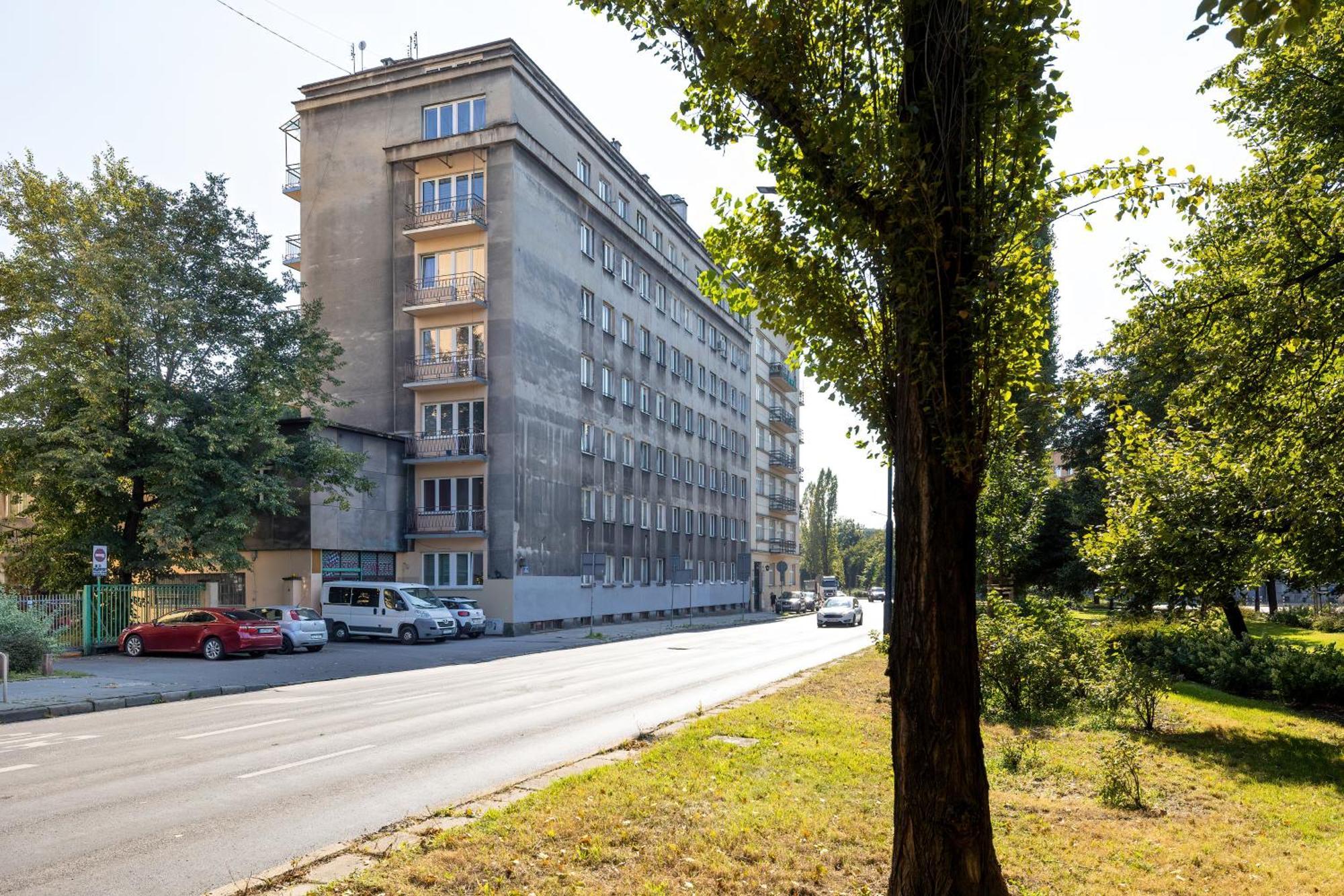 Apartment Slowacki Avenue Family Cracow By Renters *