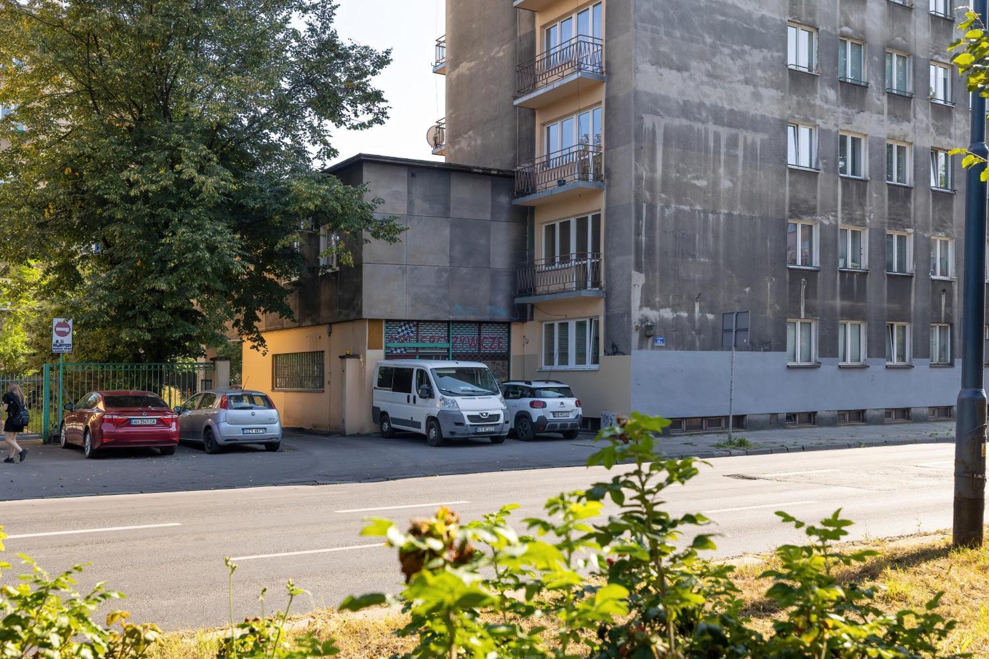 Apartment Slowacki Avenue Family Cracow By Renters *
