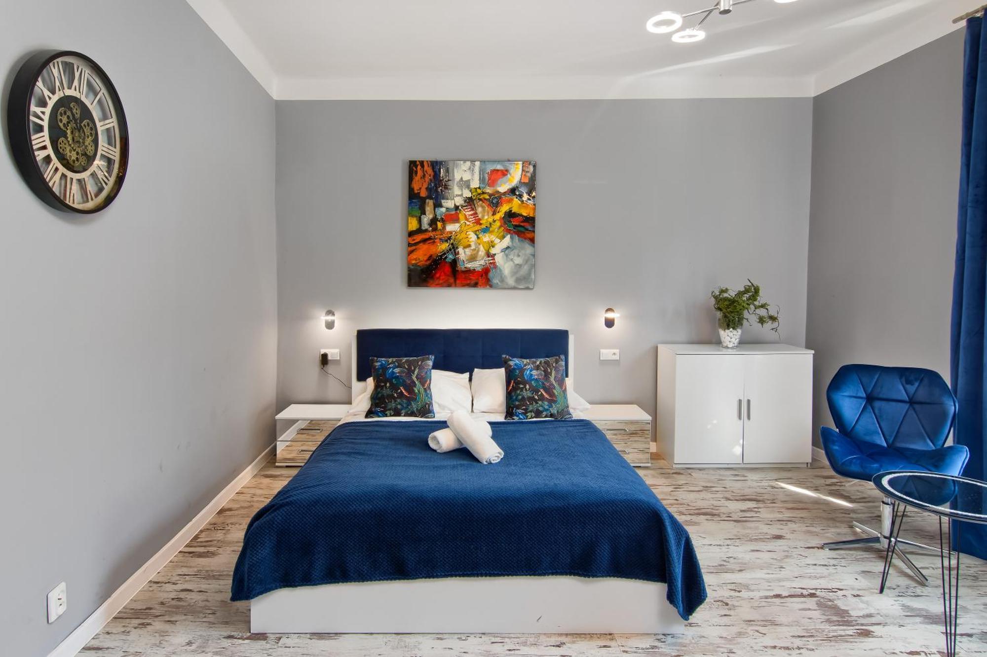 Mikołajska 5 Apartament *