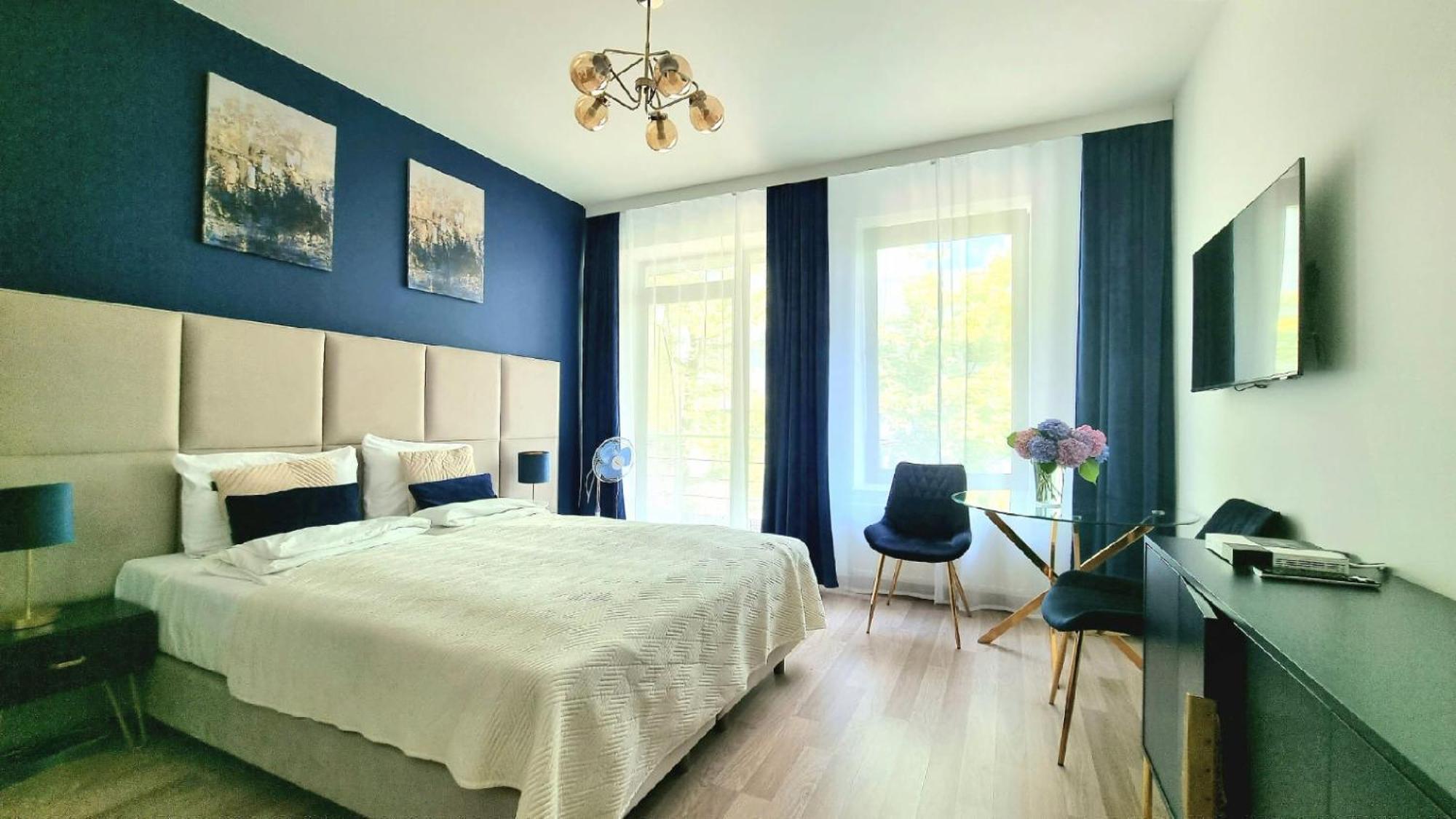 Nook Nook Kazimierza Wielkiego 104 *