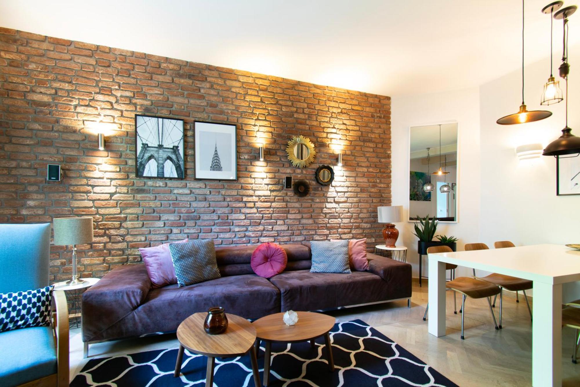 Spacious 3br With Ac In Living Room, 2 Balconies * Krakow