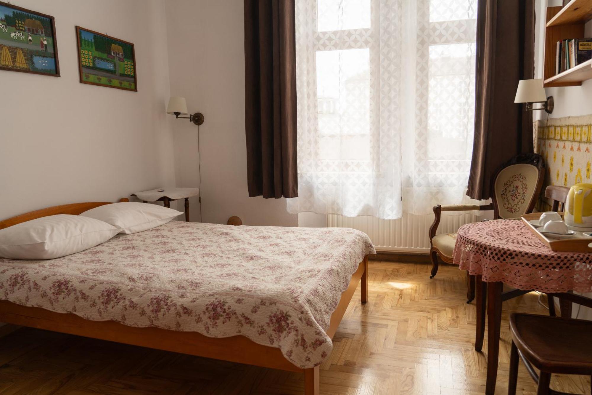 Kolory Nocleg ze śniadaniem Kraków