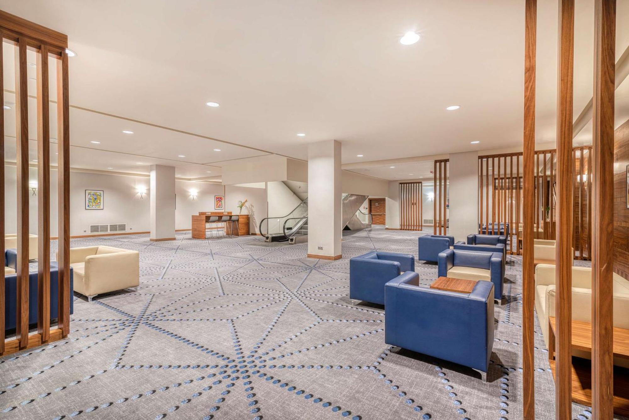Doubletree By Hilton Hotel&convention Center Hotel 4*