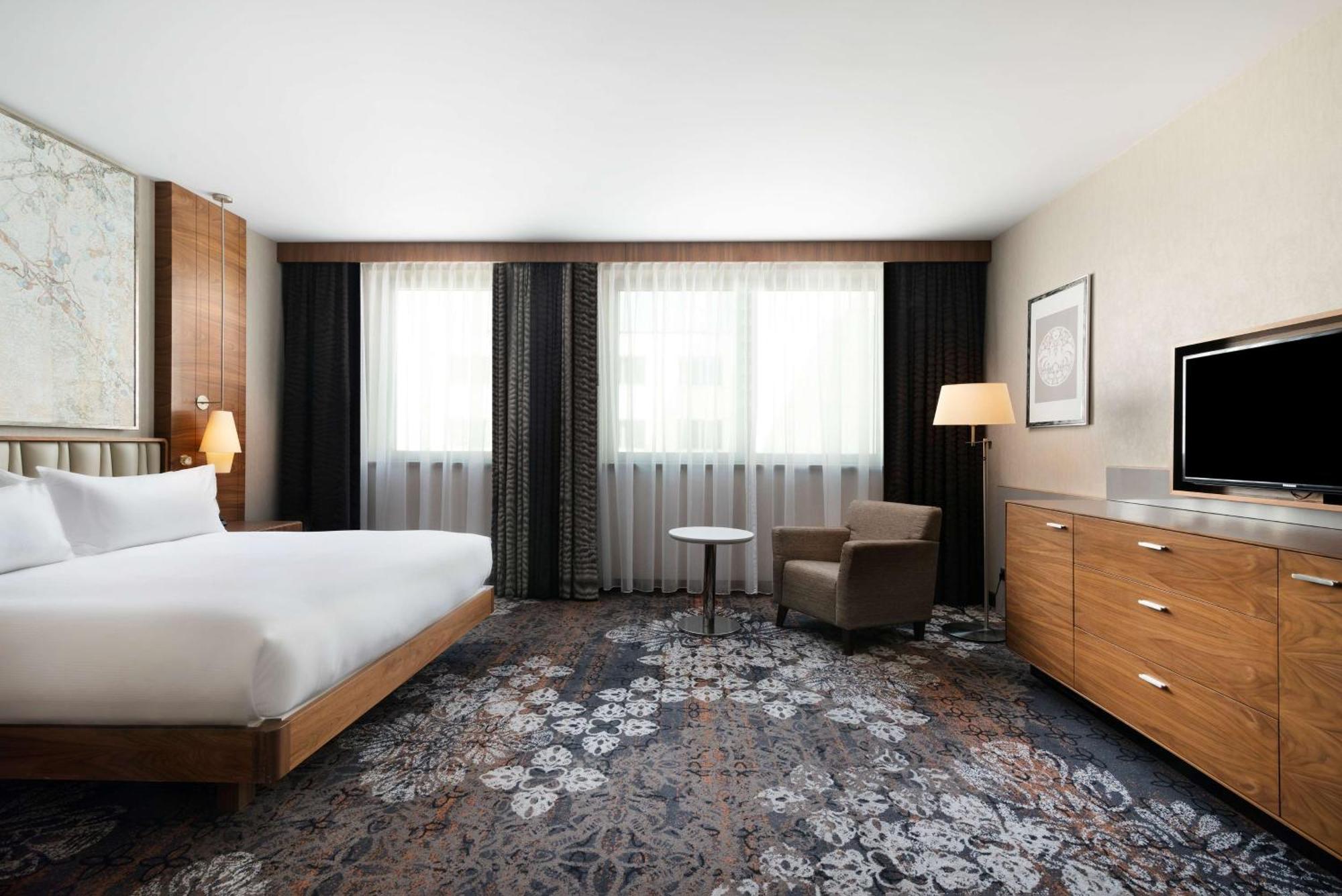 Hotel Doubletree By Hilton Hotel&convention Center
