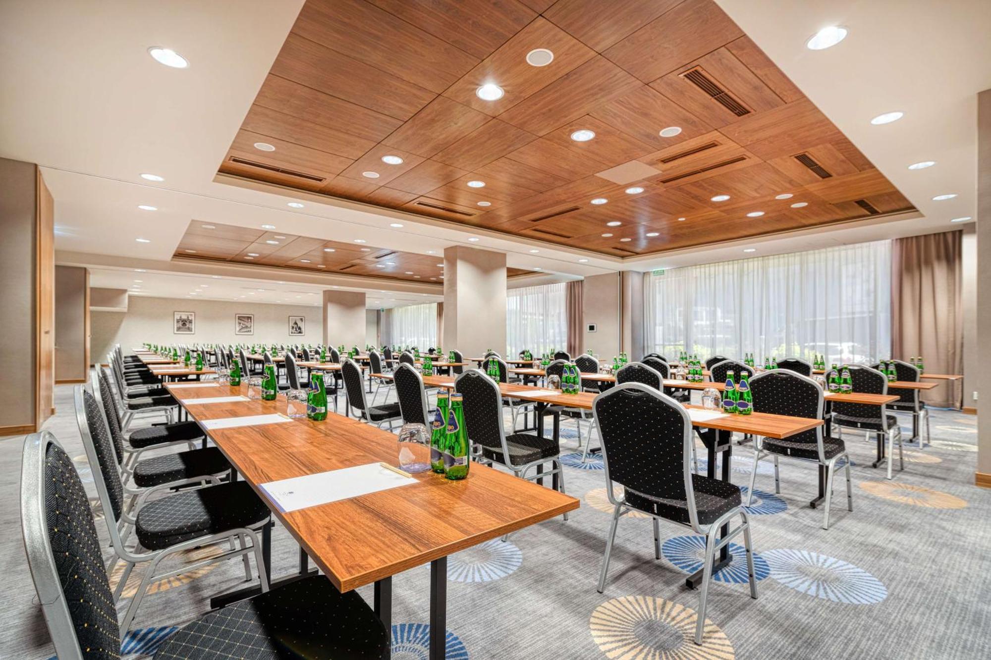 Doubletree By Hilton Hotel&convention Center 4* Krakau