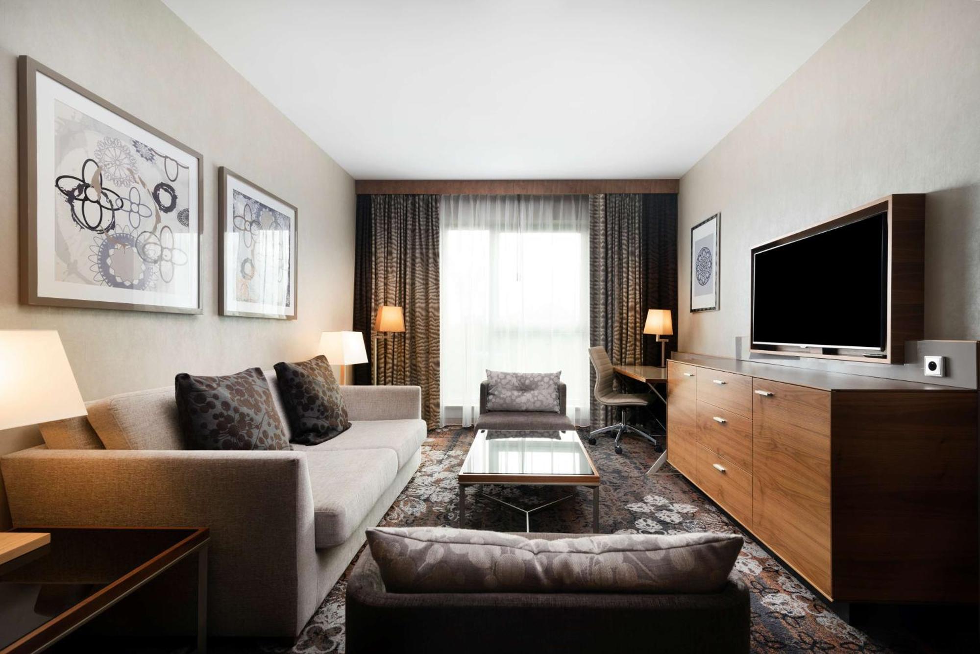 Doubletree By Hilton Hotel&convention Center 4*