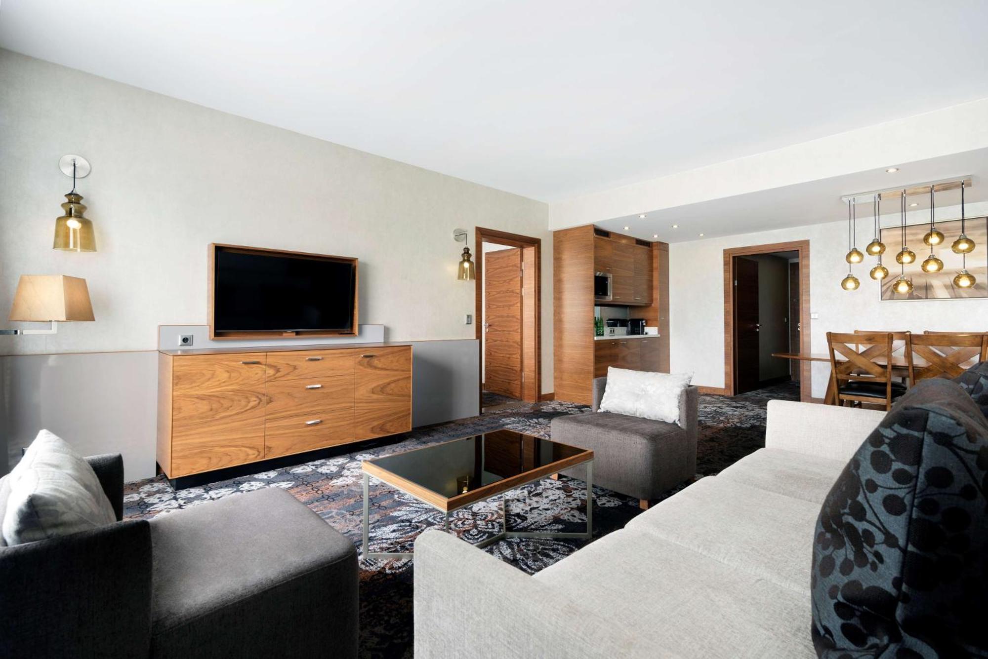 Doubletree By Hilton Hotel&convention Center 4*