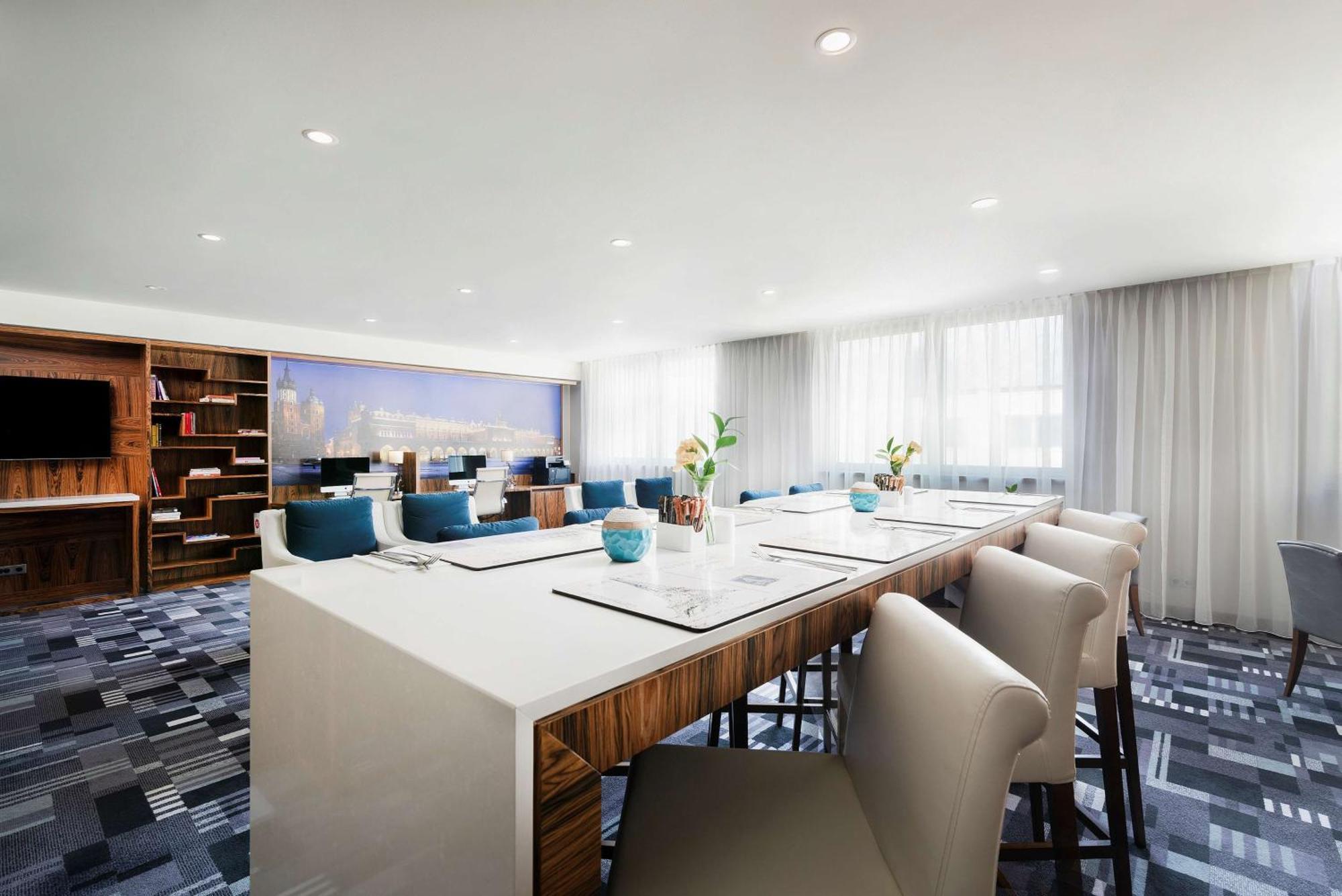 Doubletree By Hilton Hotel&convention Center 4* Krakau