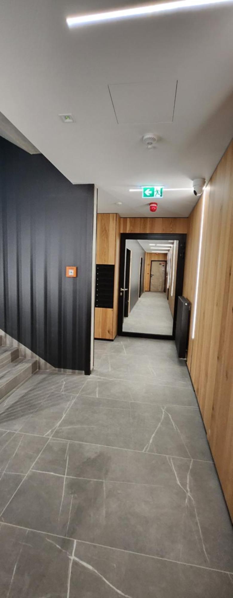 Luxury Vistula Old Town Apartments: Spa, Sauna & Pool Retreat Krakow