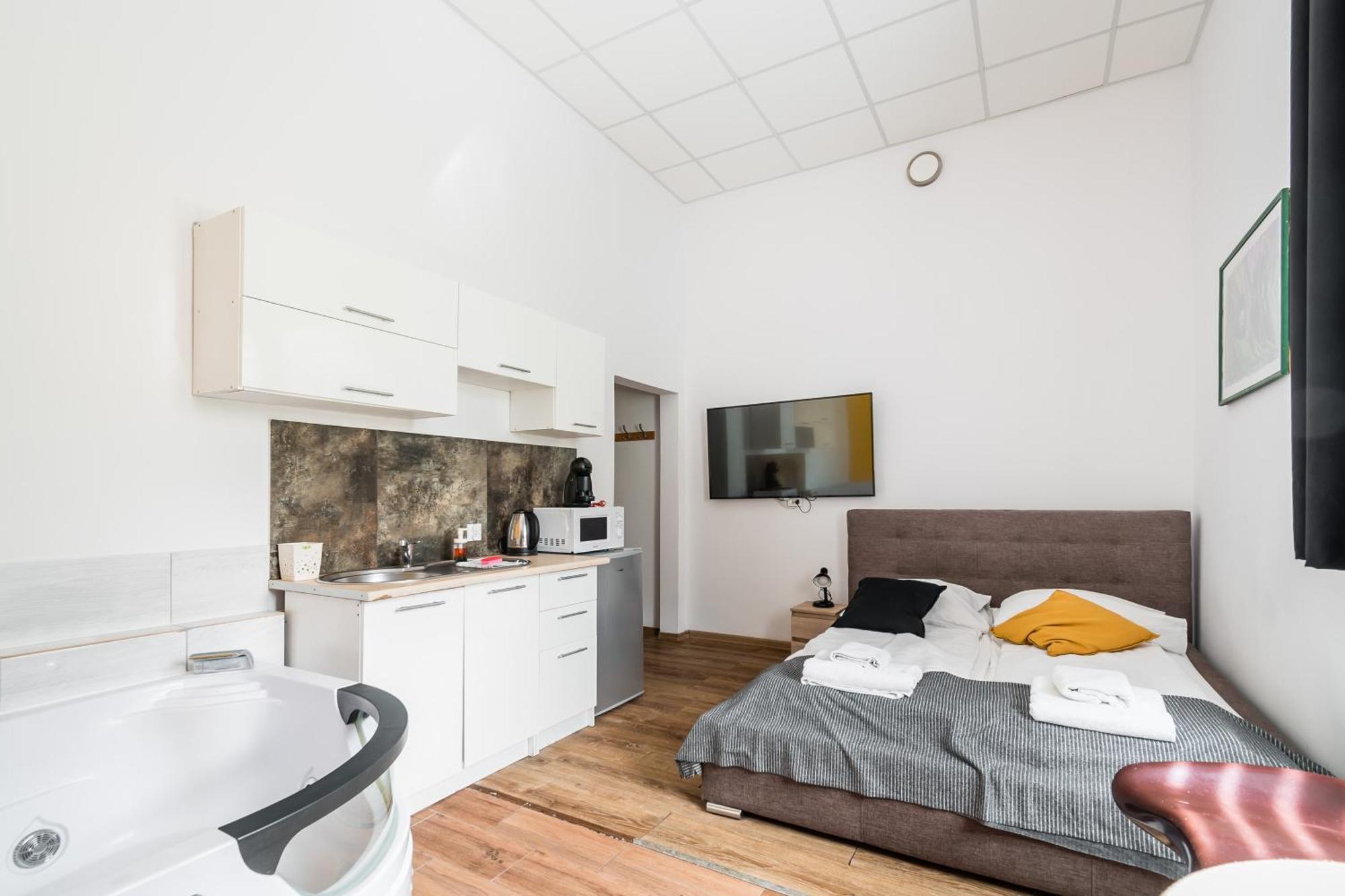 Apartment Jacuzzi Jm Wawelofts