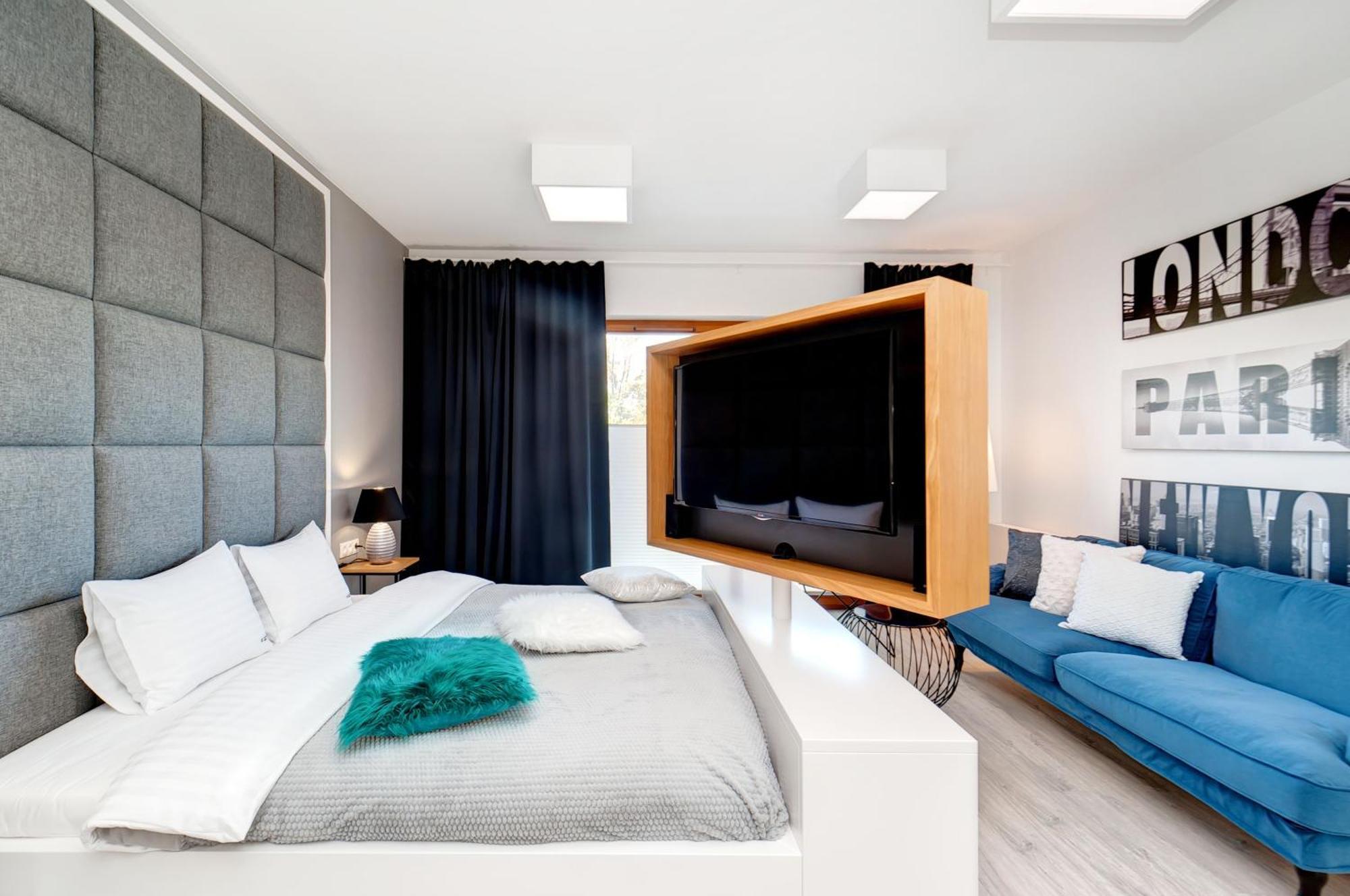By Bed&bath Apartment