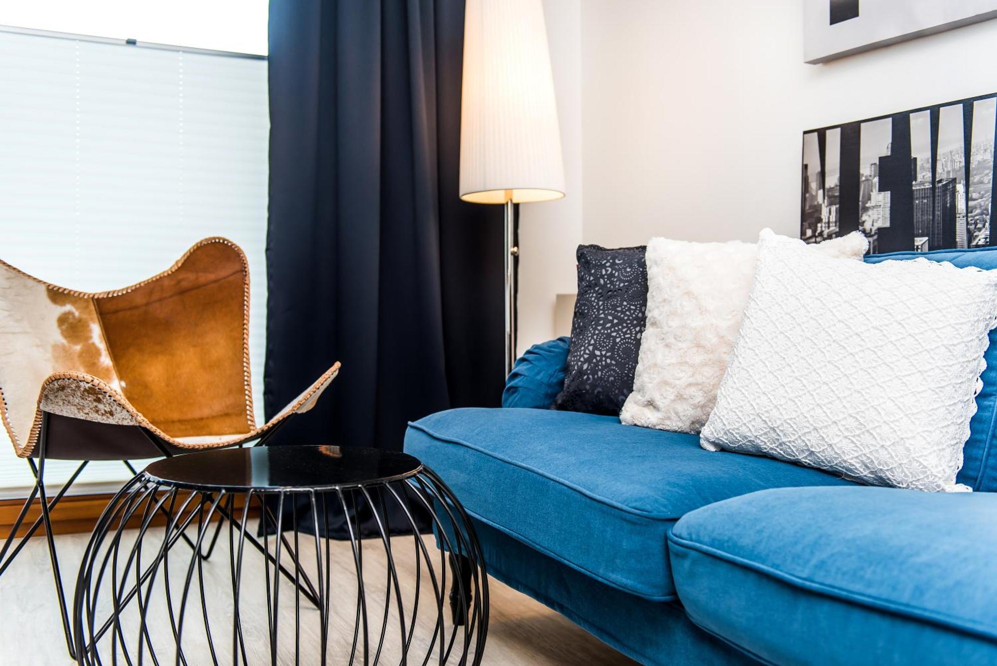 By Bed&bath Apartment