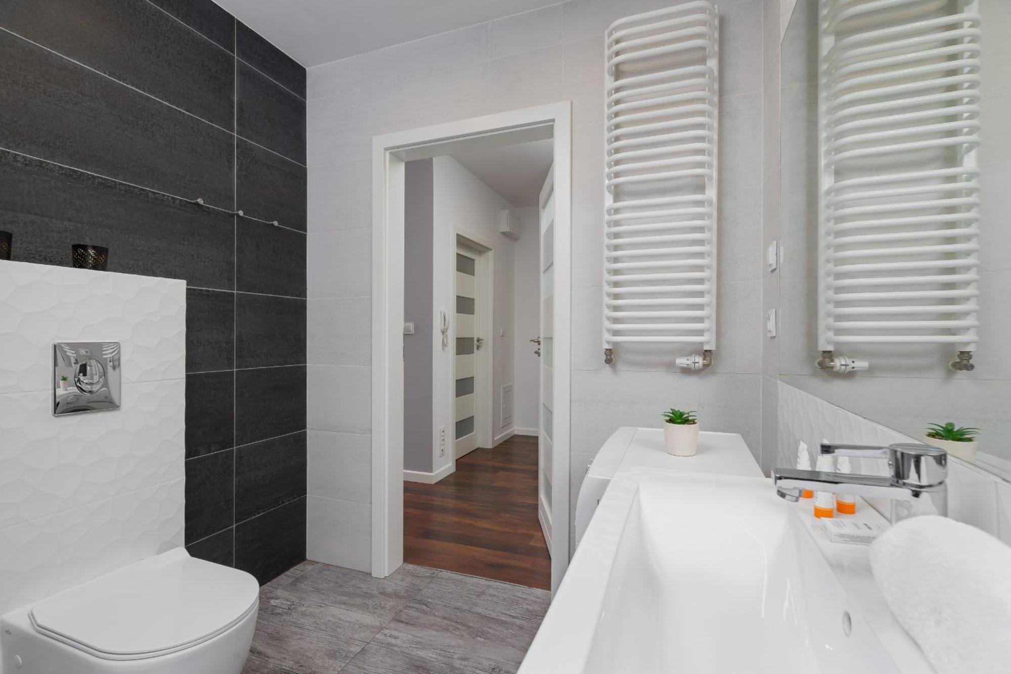 Zablocie Pet-friendly Slusarska By Renters Apartment Krakow