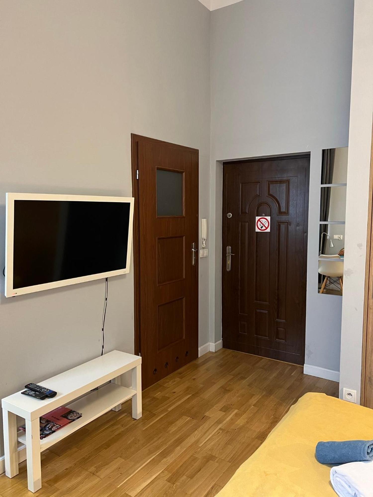 Perfect Place To In City Center 18m2 W5 *