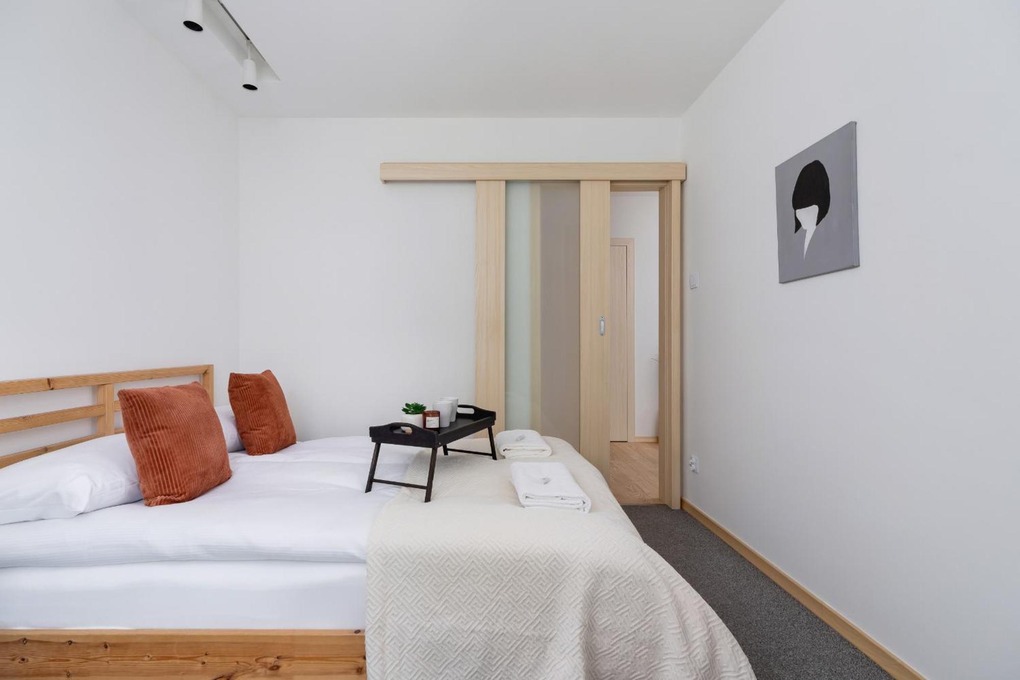 Stawowa With Balcony & Parking Cracow By Renters *