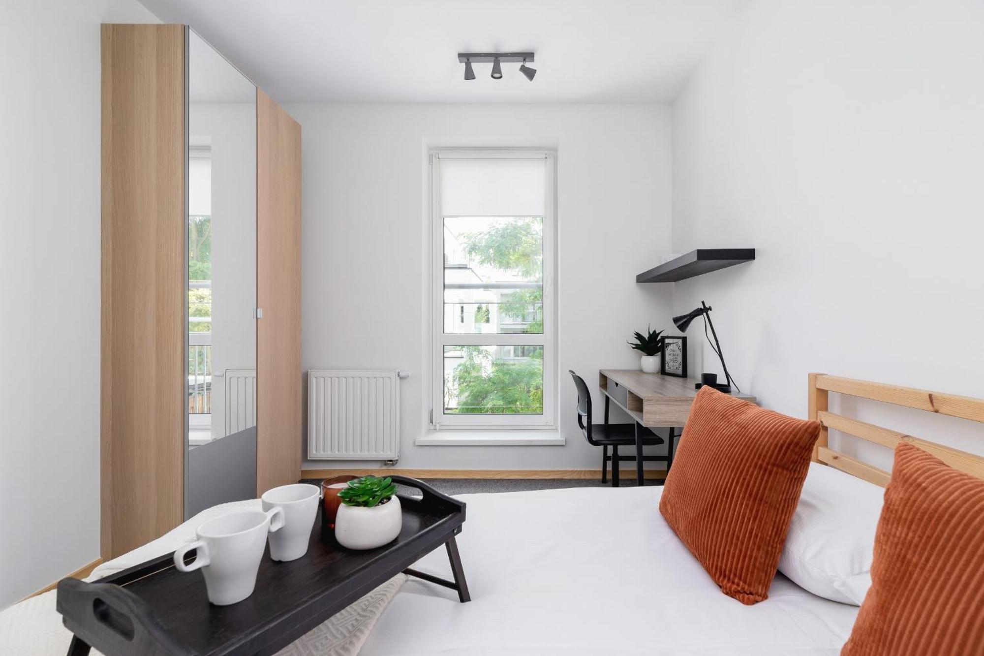 Stawowa With Balcony & Parking Cracow By Renters