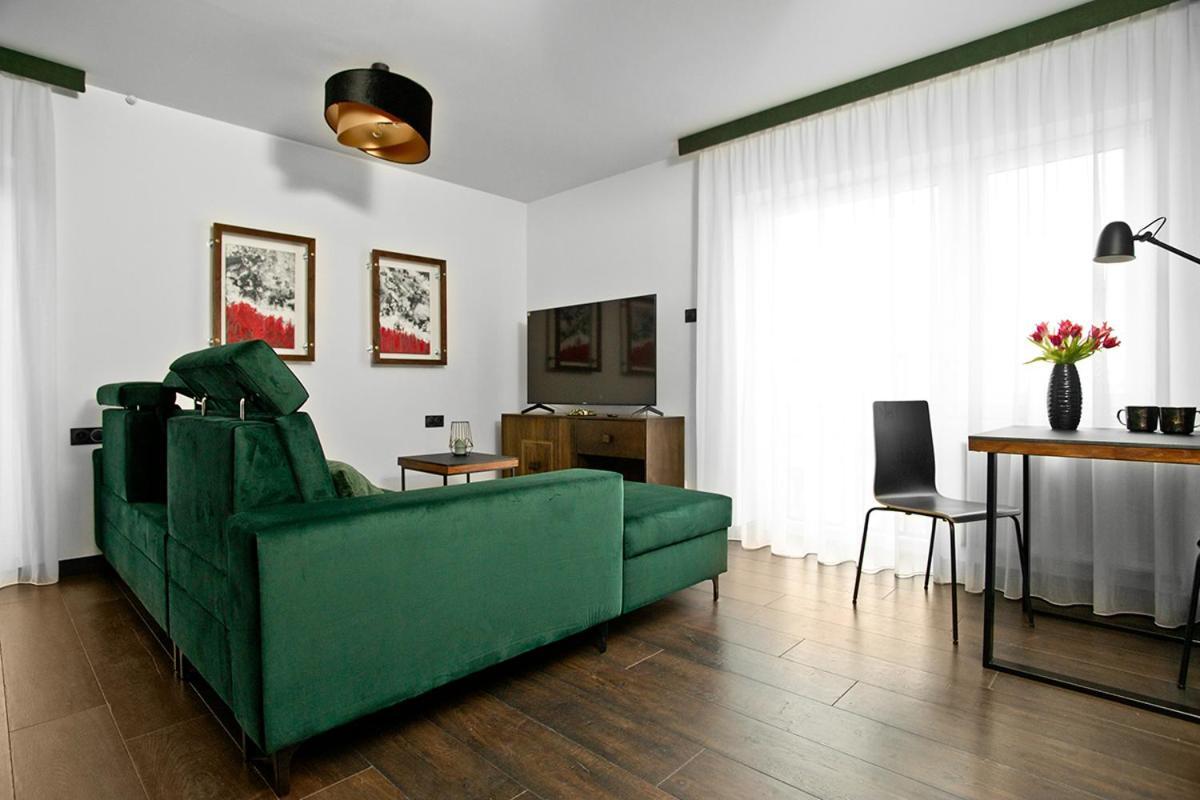 Near Sanktuarium Beautiful View And Free Parking Apartment Krakau
