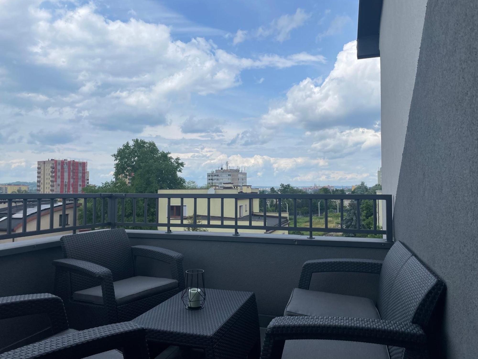 Near Sanktuarium Beautiful View And Free Parking Apartment *