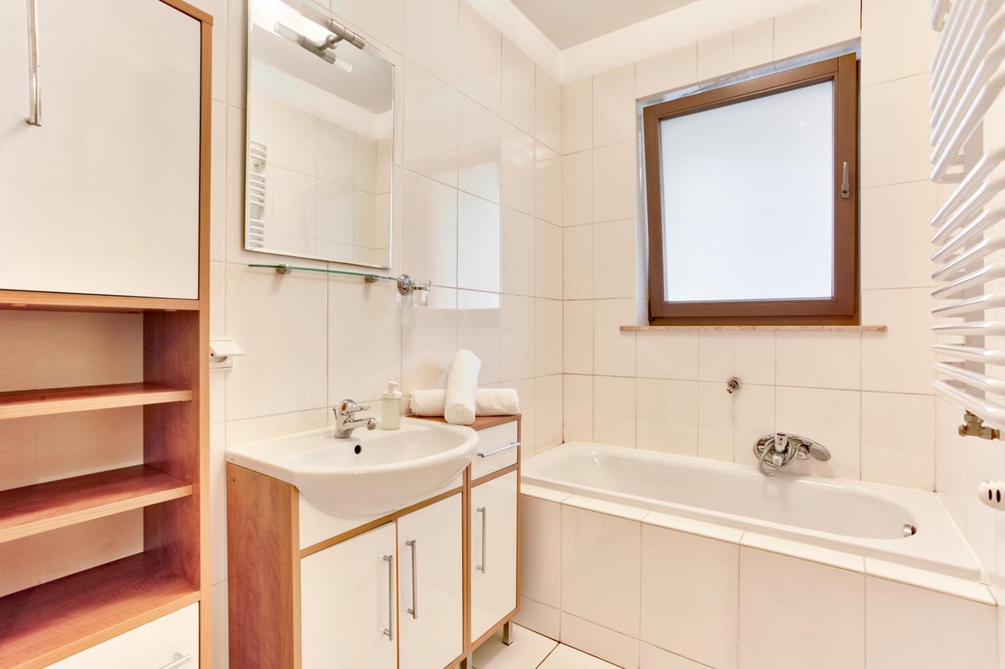 Tyzenhauz Lobzowska Street Apartamento