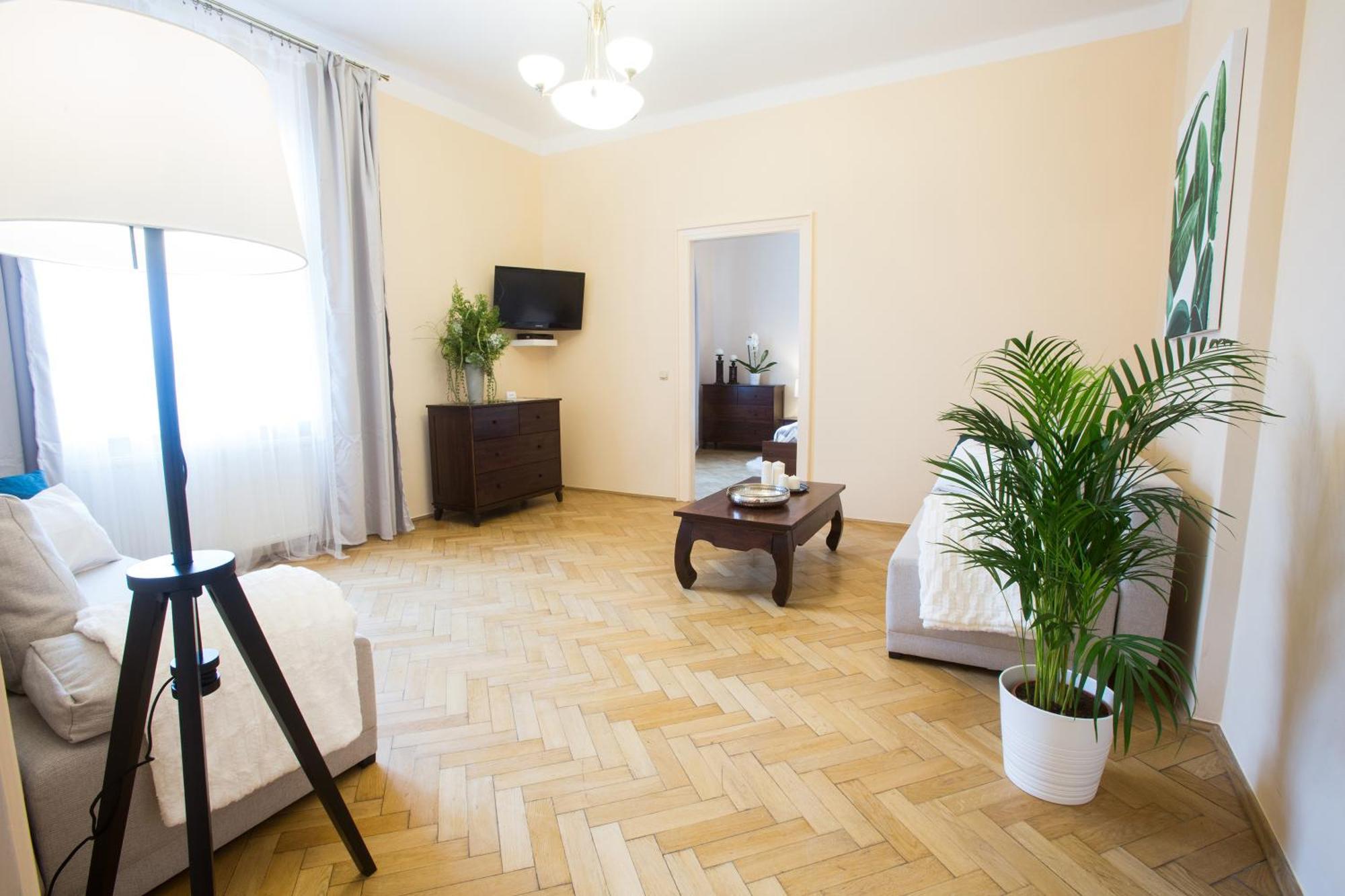 Apartments Roman