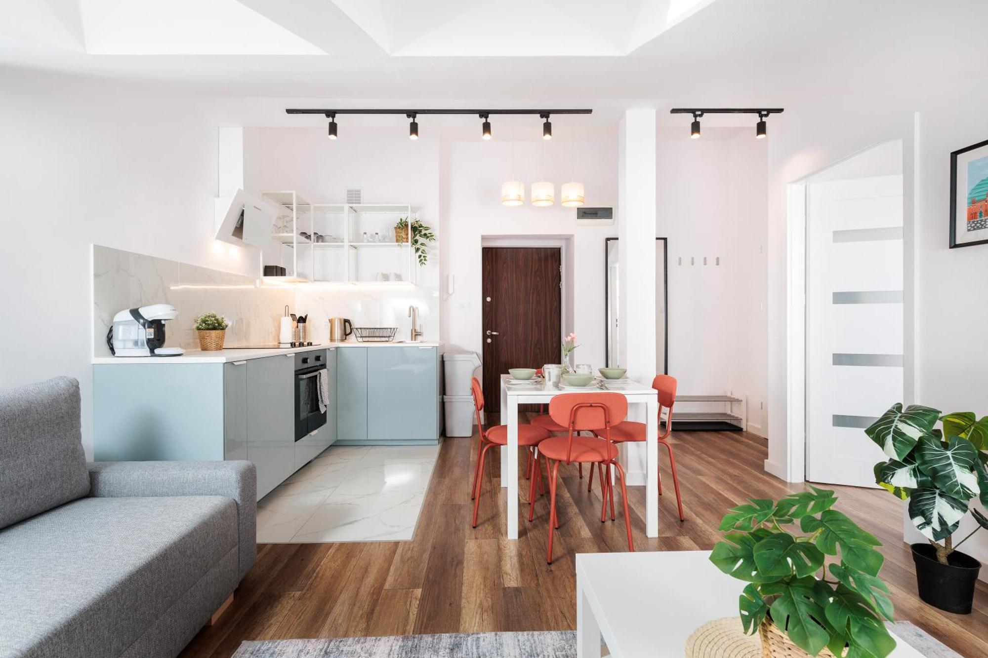 Trailside - By Upstairs Appartement *