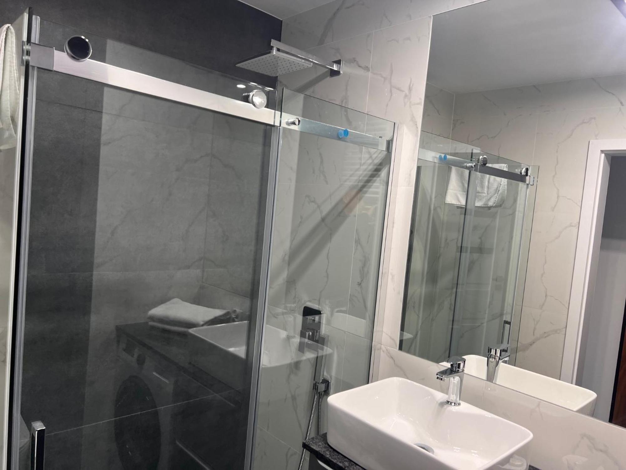 Platinex 1 * Krakau
