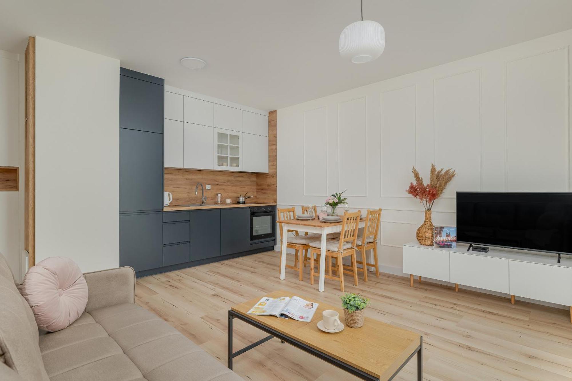 Cozy Orawska With Balcony By Renters * Krakau