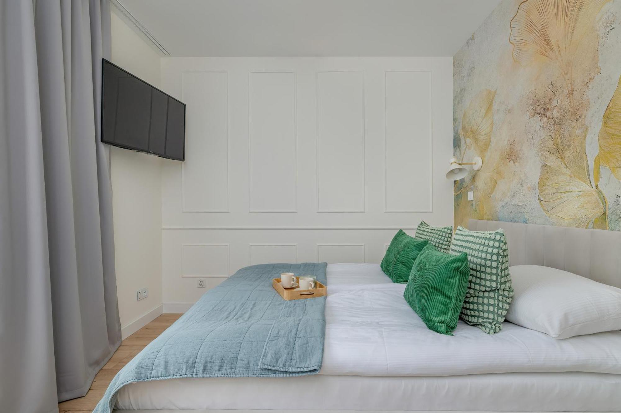 Cozy Orawska With Balcony By Renters Apartment