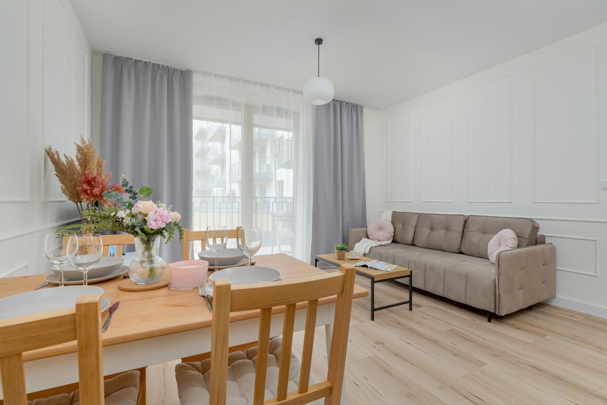 Cozy Orawska With Balcony By Renters *