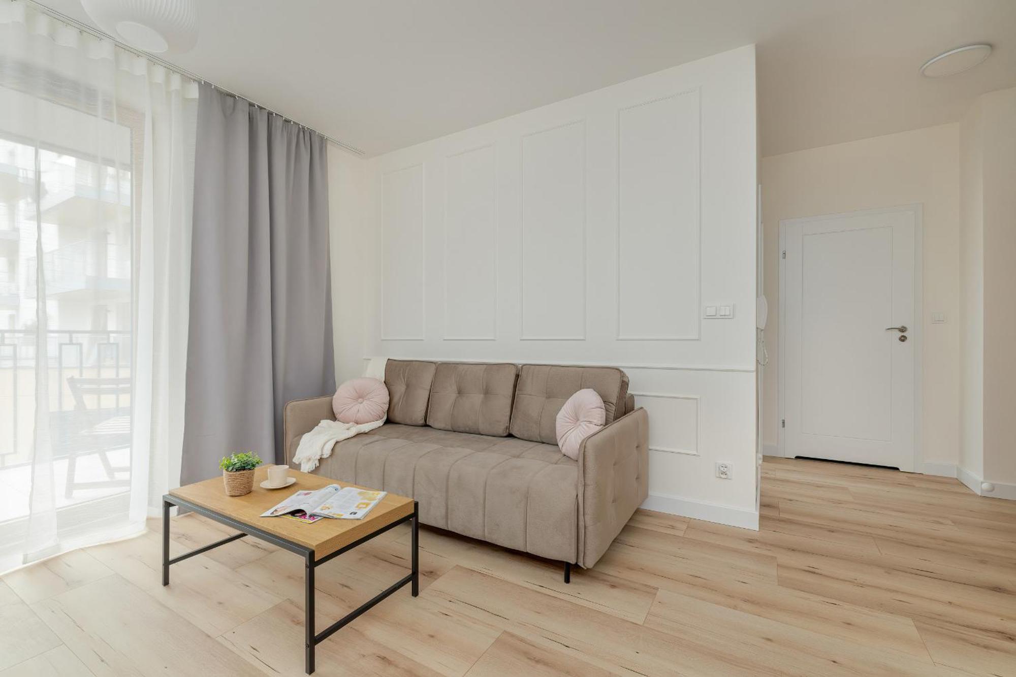 Cozy Orawska With Balcony By Renters Krakau