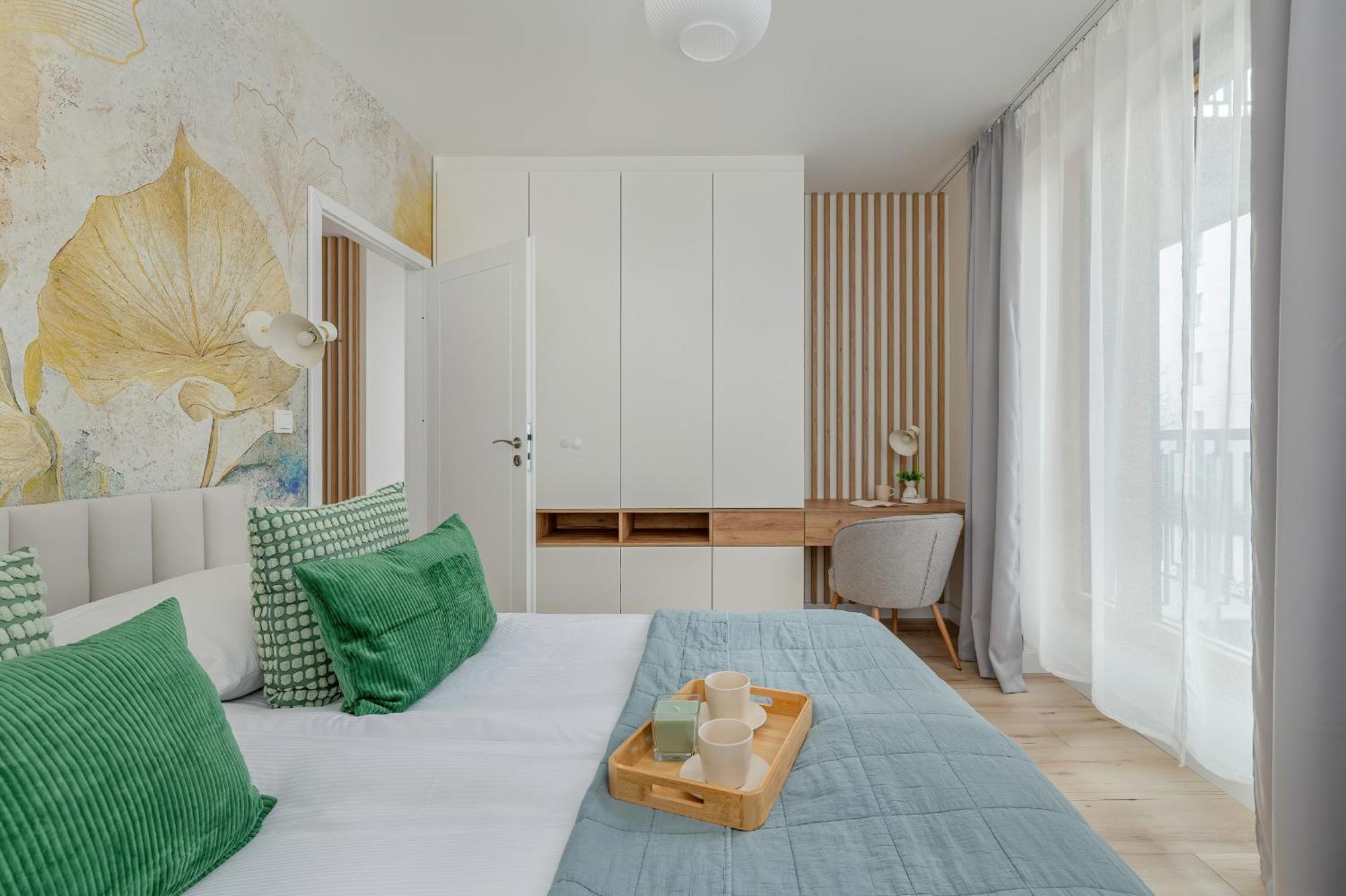 Cozy Orawska With Balcony By Renters Apartment