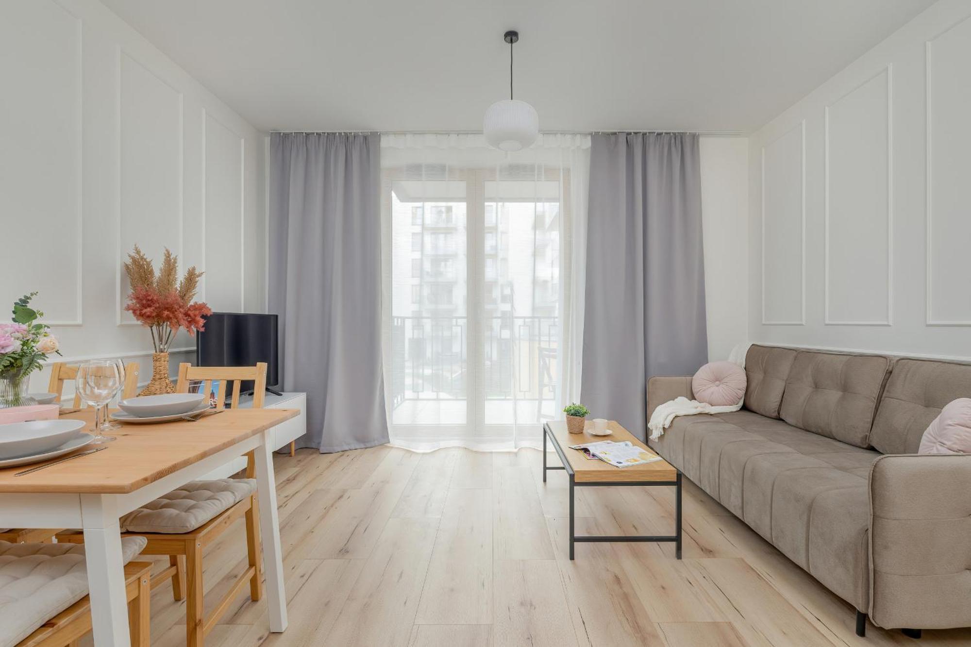 Cozy Orawska With Balcony By Renters *