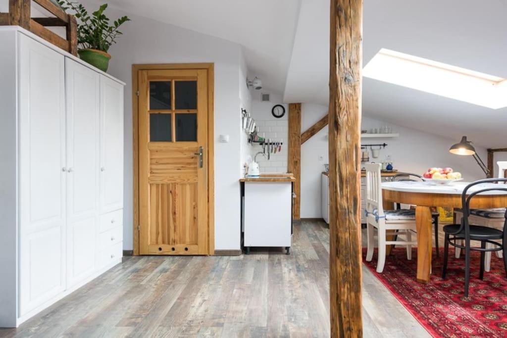 Your Stylish Spot In The Center Of Apartment