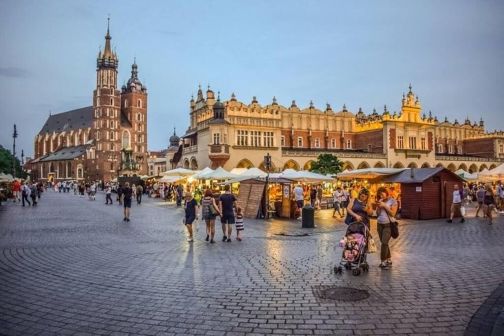 Your Stylish Spot In The Center Of *