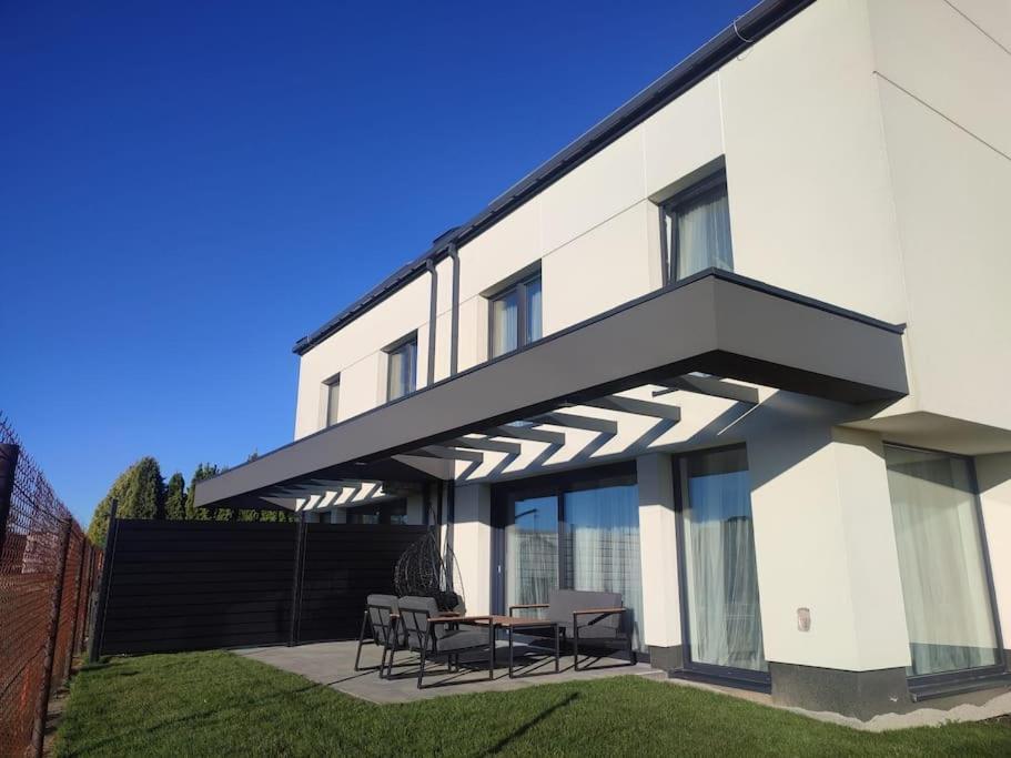 Przestronny Apartament, Ogrodek, Miejsca Postojowe W Garazu Apartment Krakow