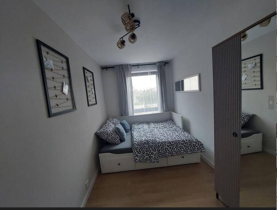 Apartment Przestronny Apartament, Ogrodek, Miejsca Postojowe W Garazu Krakow