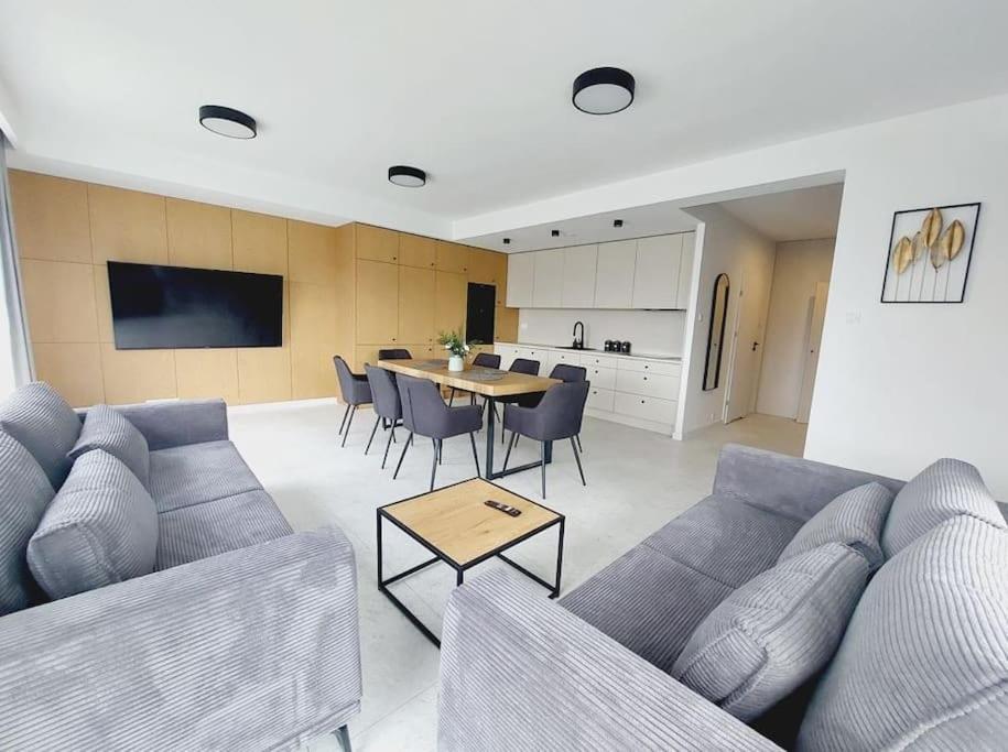 Przestronny Apartament, Ogrodek, Miejsca Postojowe W Garazu Apartment Krakow