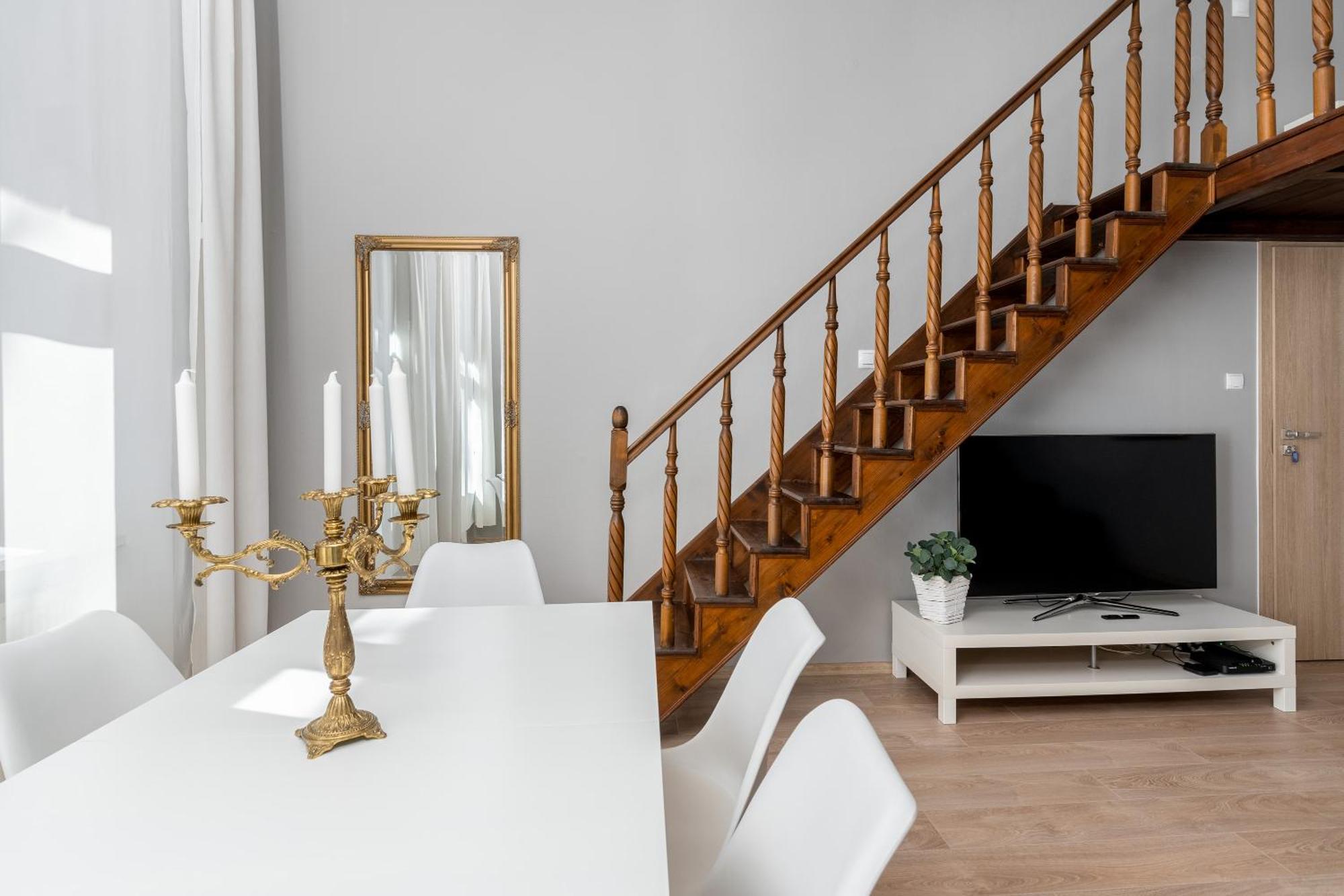 Apartment Starowislna 37 With Mezzanine *