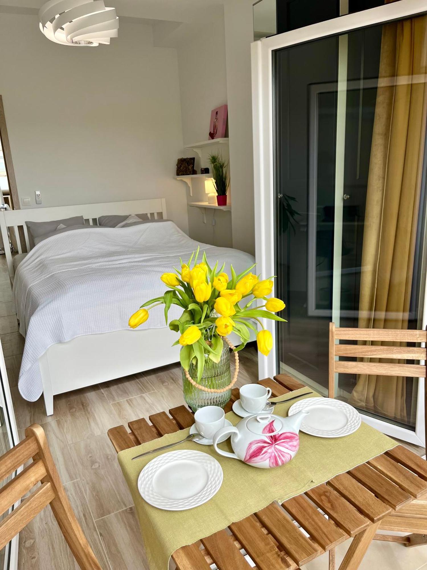 Feelhome With Kitchen Apartment