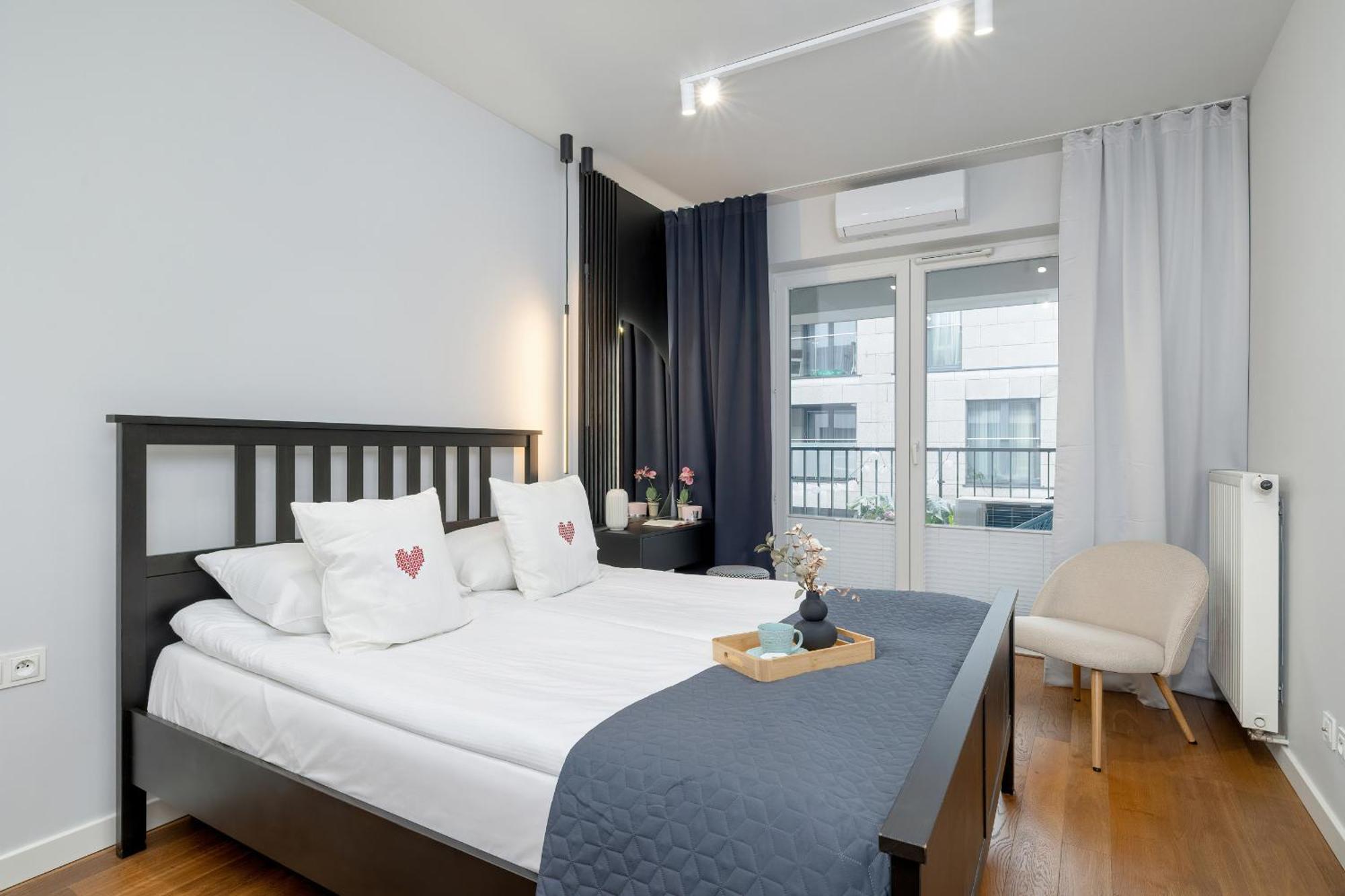 Apartment Slusarska Modern With Balcony & Parking Cracow Zablocie By Renters Prestige *