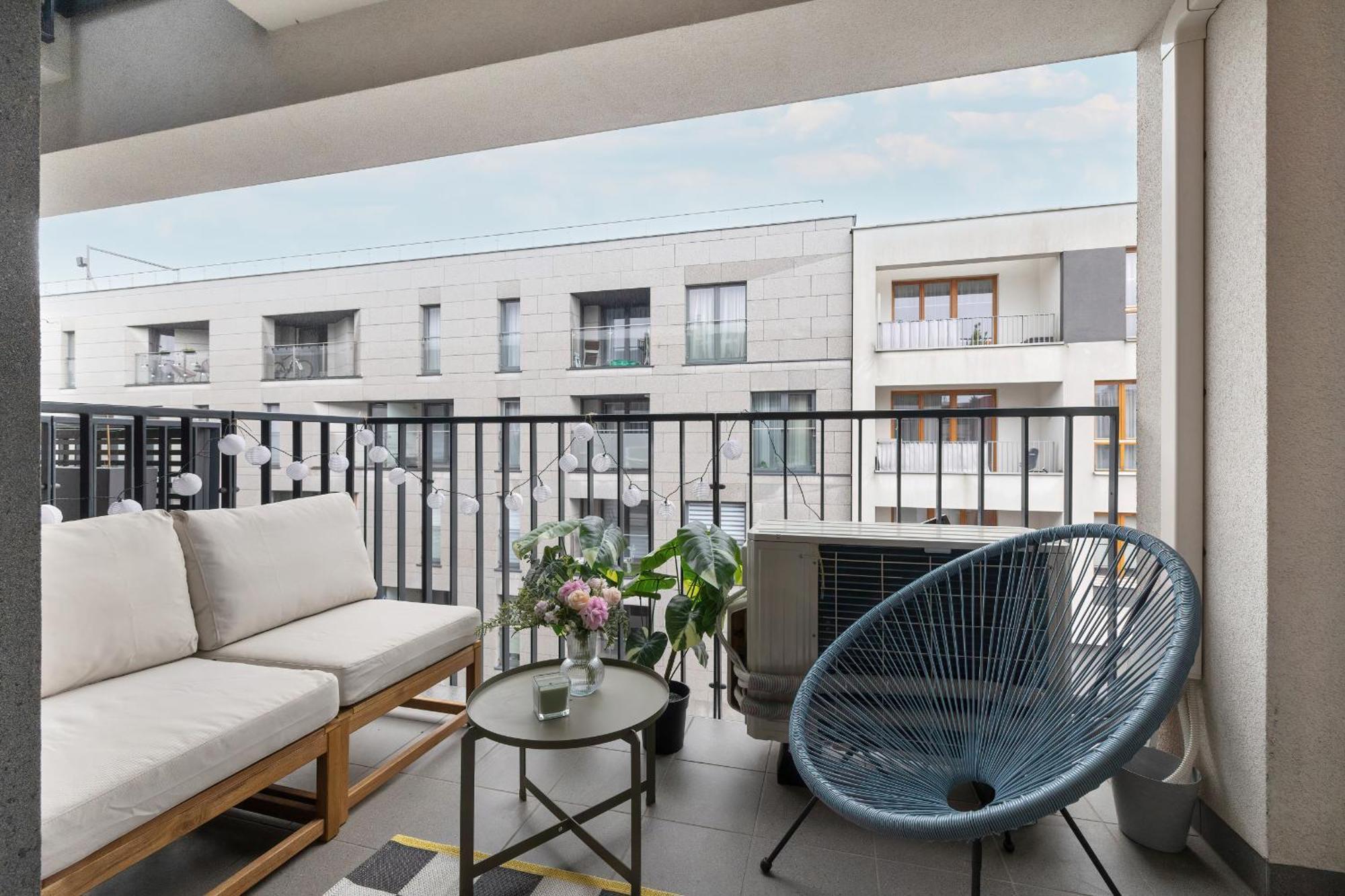 Slusarska Modern With Balcony & Parking Cracow Zablocie By Renters Prestige *