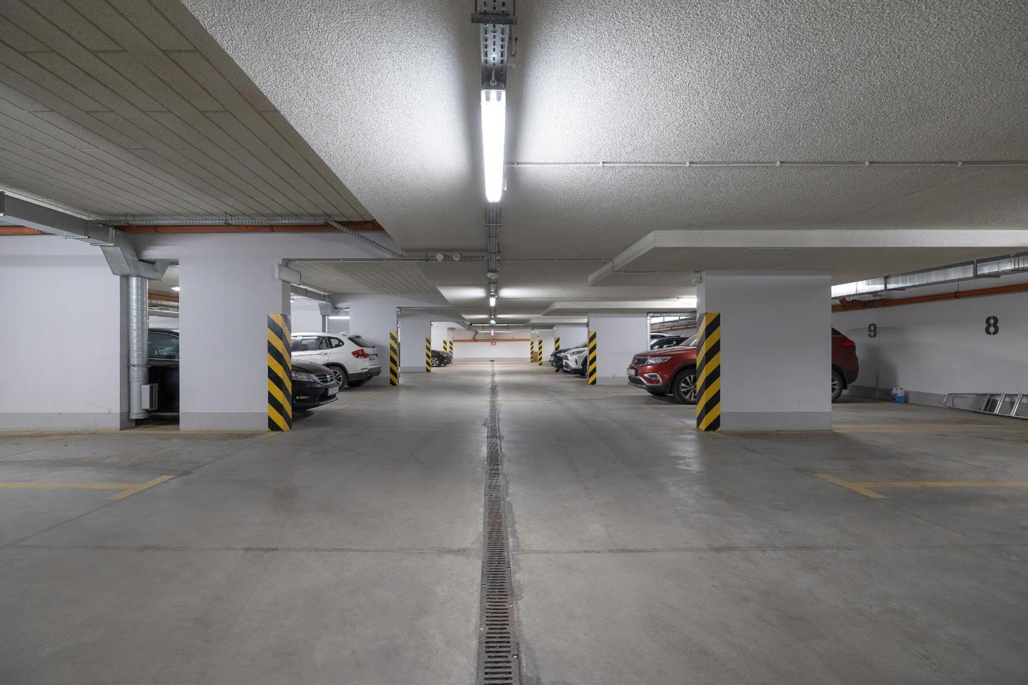 Slusarska Modern With Balcony & Parking Cracow Zablocie By Renters Prestige * Krakow
