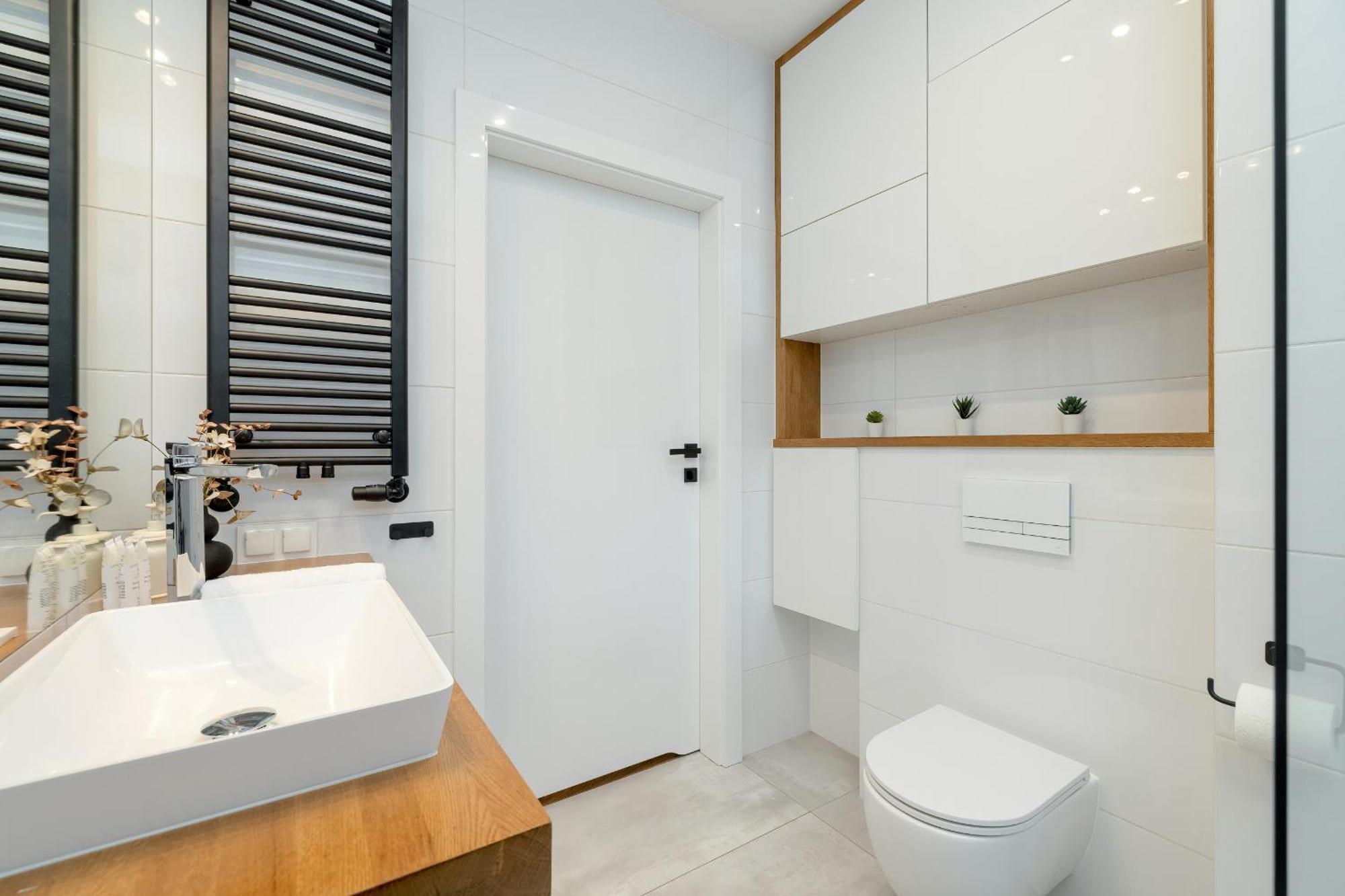 Slusarska Modern With Balcony & Parking Cracow Zablocie By Renters Prestige Apartment Krakow
