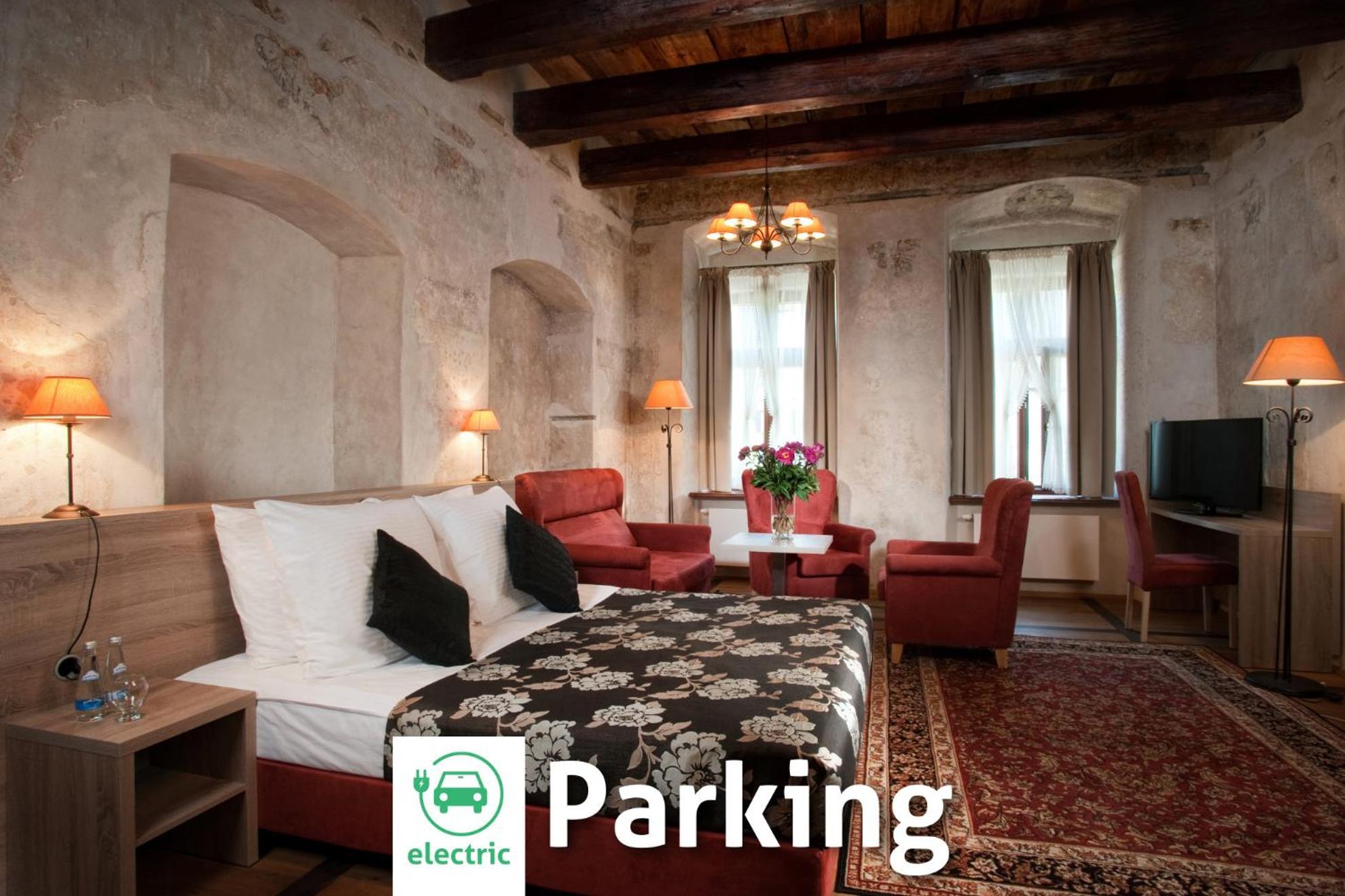 Santi 4* Krakow